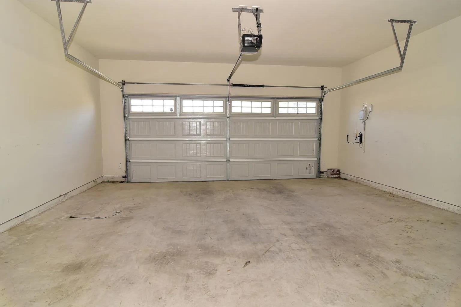 1050 Kenney Fort Xing # 22, Round Rock, TX 78665