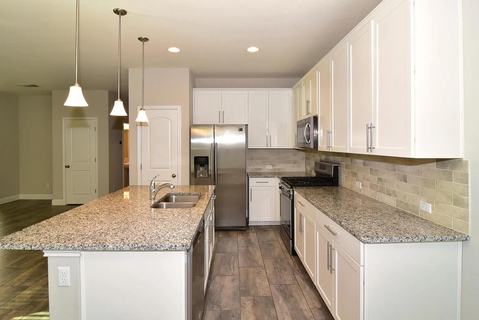 1050 Kenney Fort Xing # 22, Round Rock, TX 78665