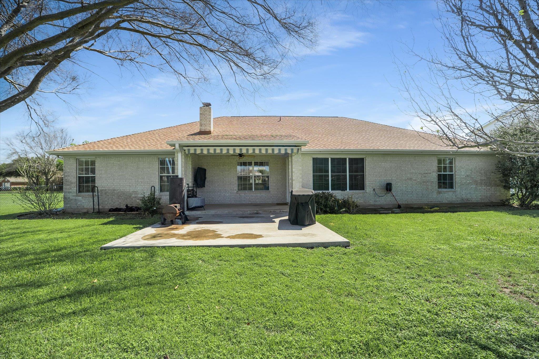 104 Firestone Pl, Meadowlakes, TX 78654