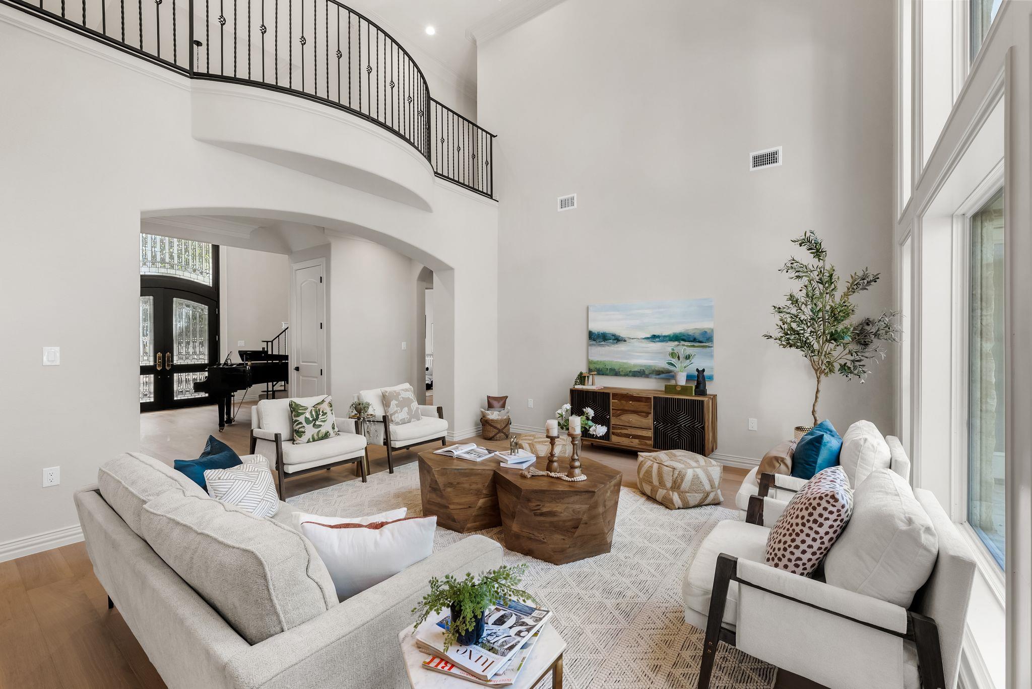 999 Enchanted Oaks Dr, Driftwood, TX 78619