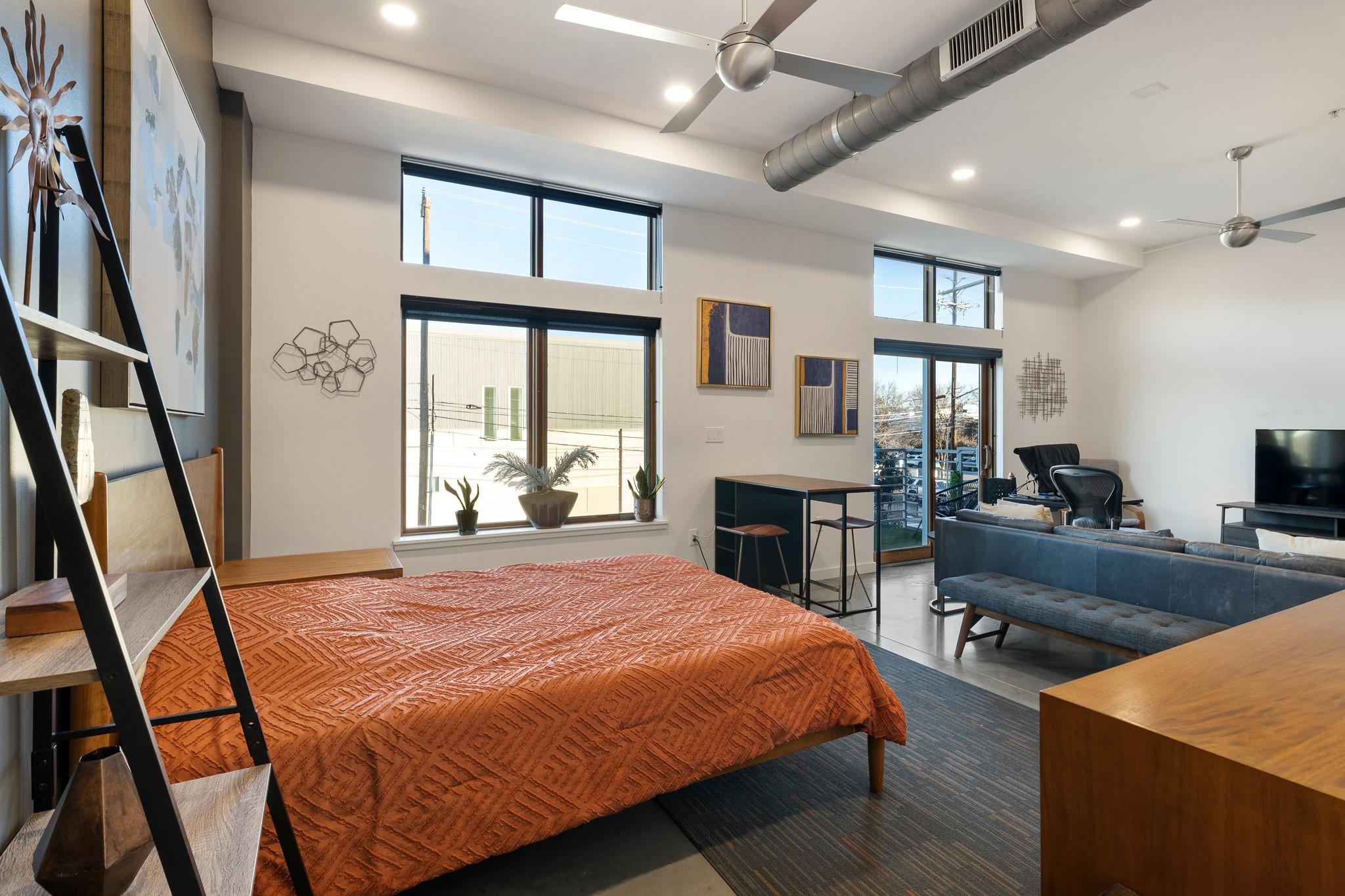 2124 E 6th St # 212, Austin, TX 78702