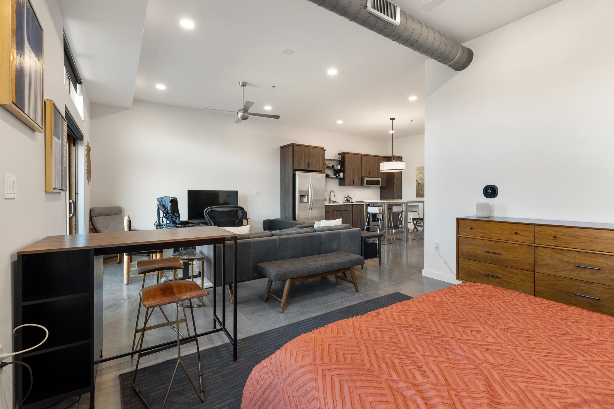 2124 E 6th St # 212, Austin, TX 78702