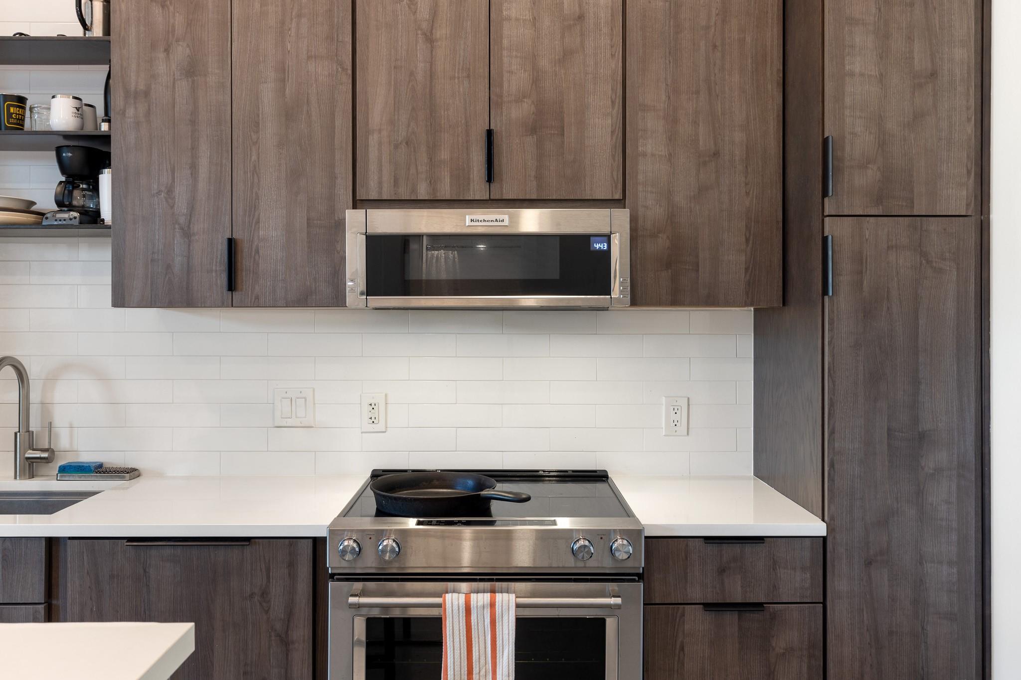 2124 E 6th St # 212, Austin, TX 78702