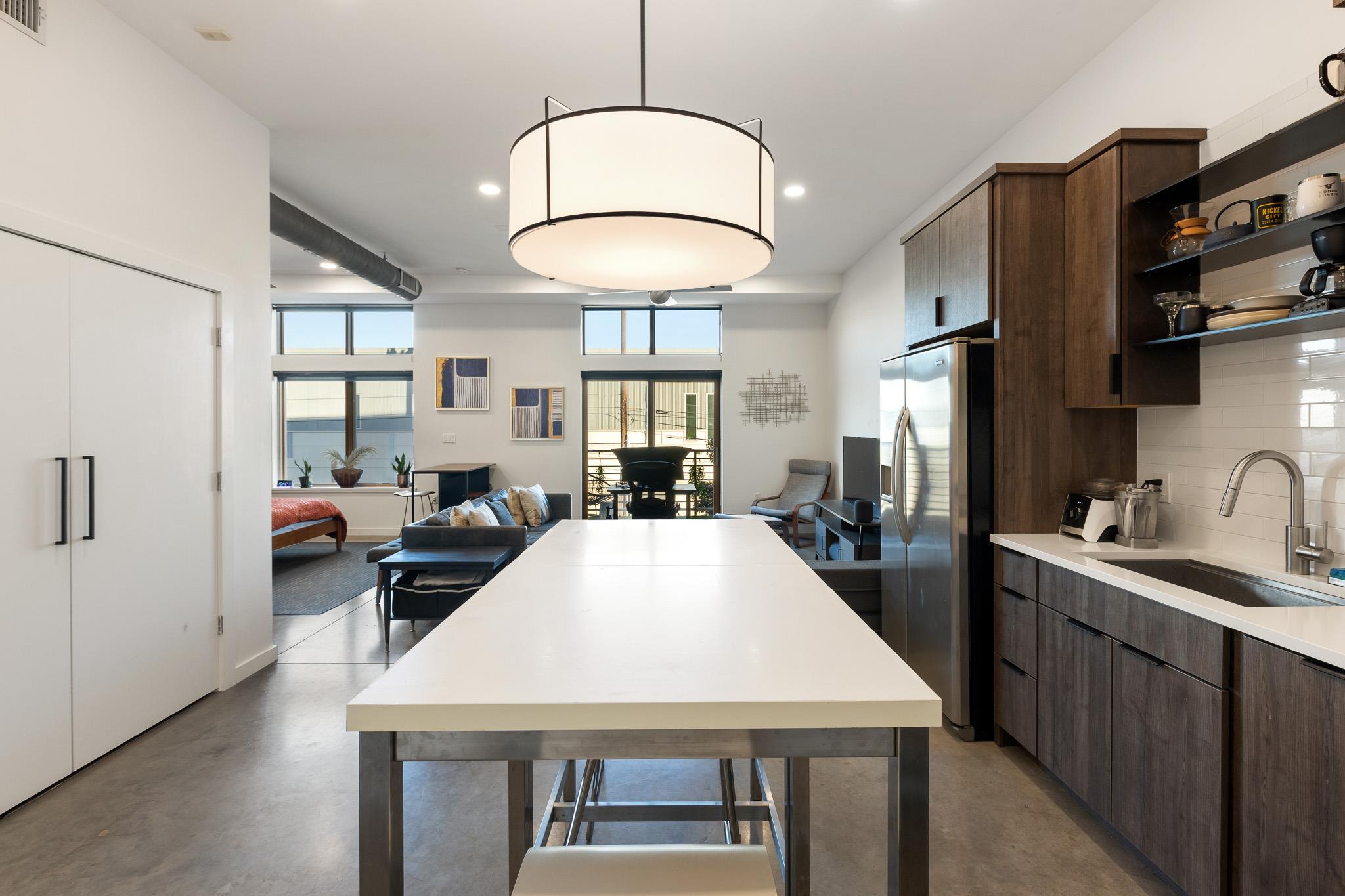 2124 E 6th St # 212, Austin, TX 78702