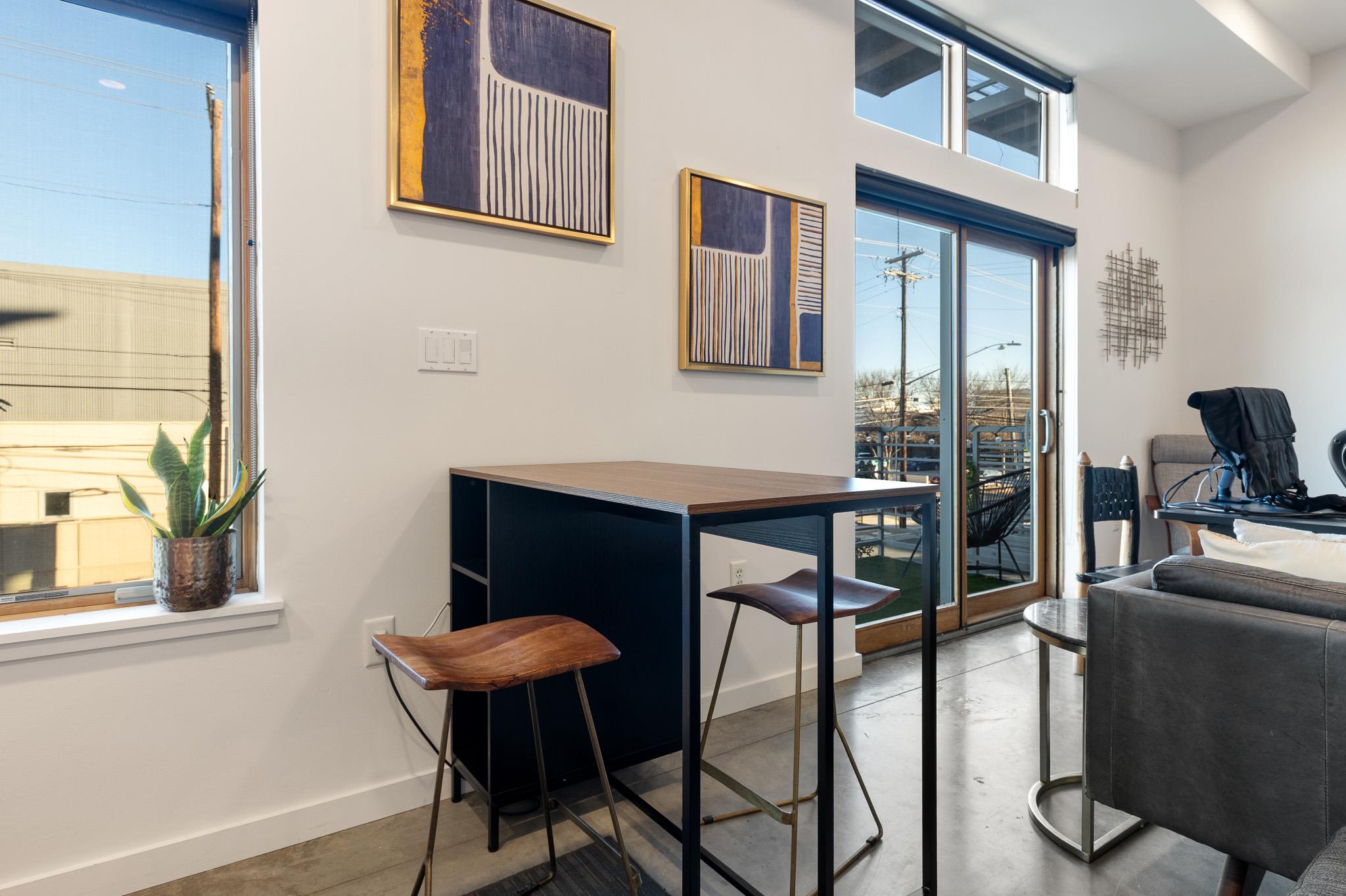 2124 E 6th St # 212, Austin, TX 78702