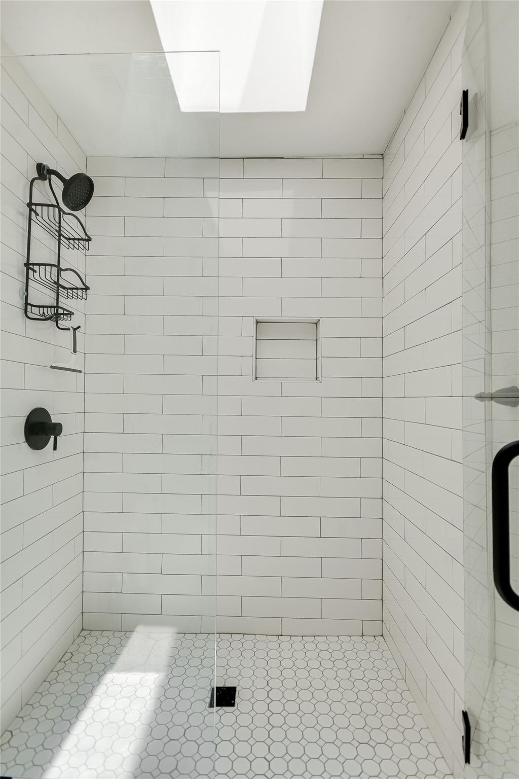 402 Lost Echo # 4, Horseshoe Bay, TX 78657