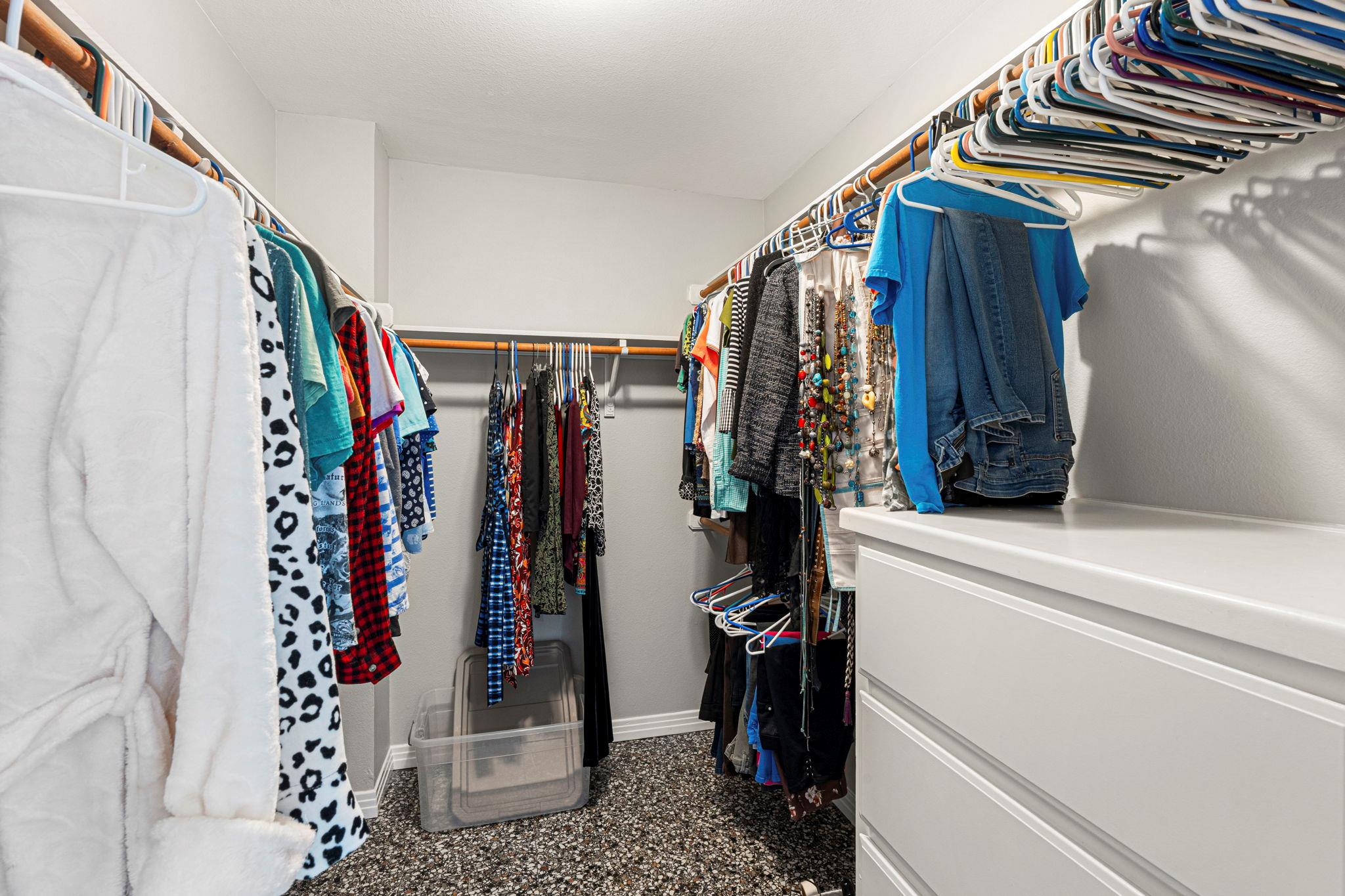 7716 Waldon Dr # E, Austin, TX 78750