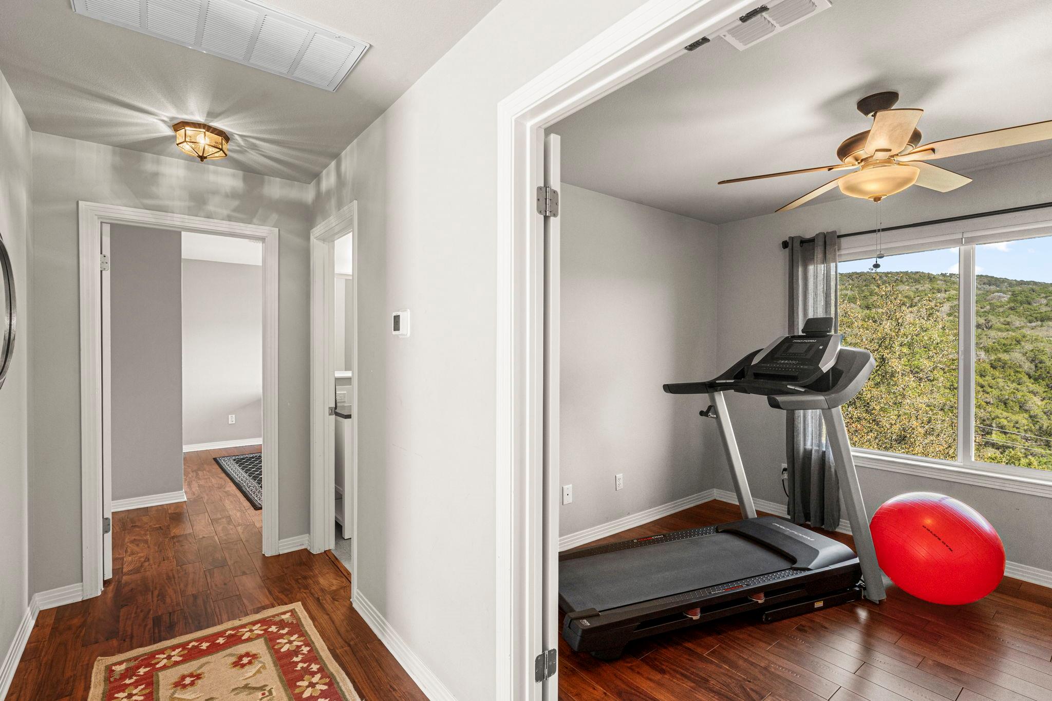 7716 Waldon Dr # E, Austin, TX 78750