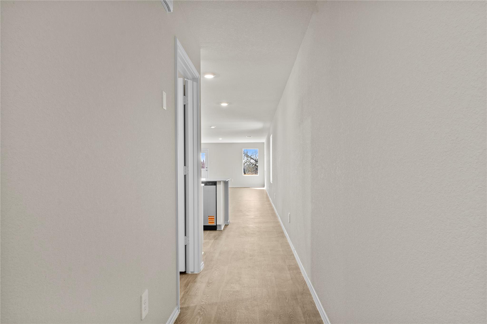 410 WILD GOOSE Dr, Luling, TX 78648