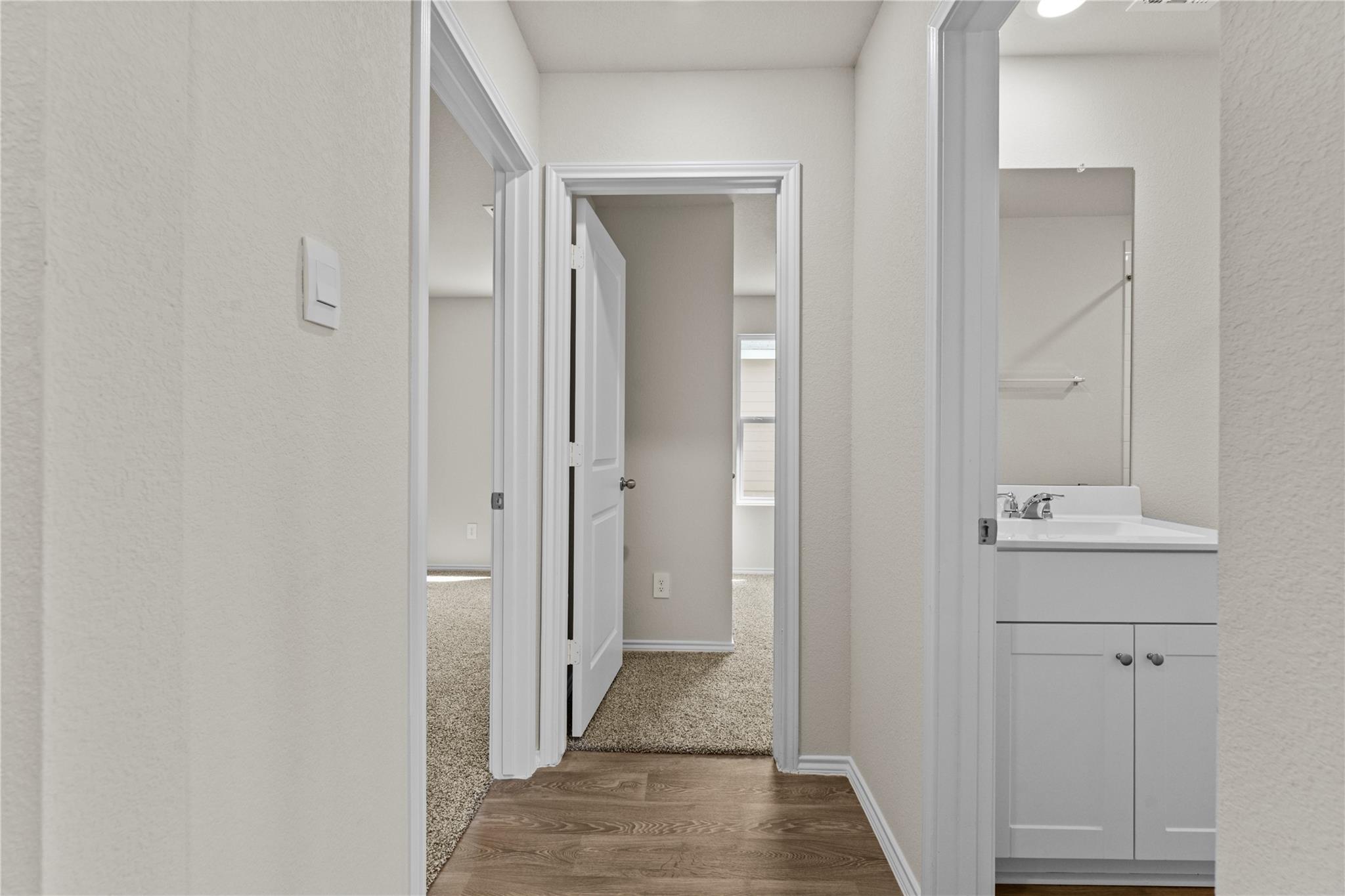 410 WILD GOOSE Dr, Luling, TX 78648