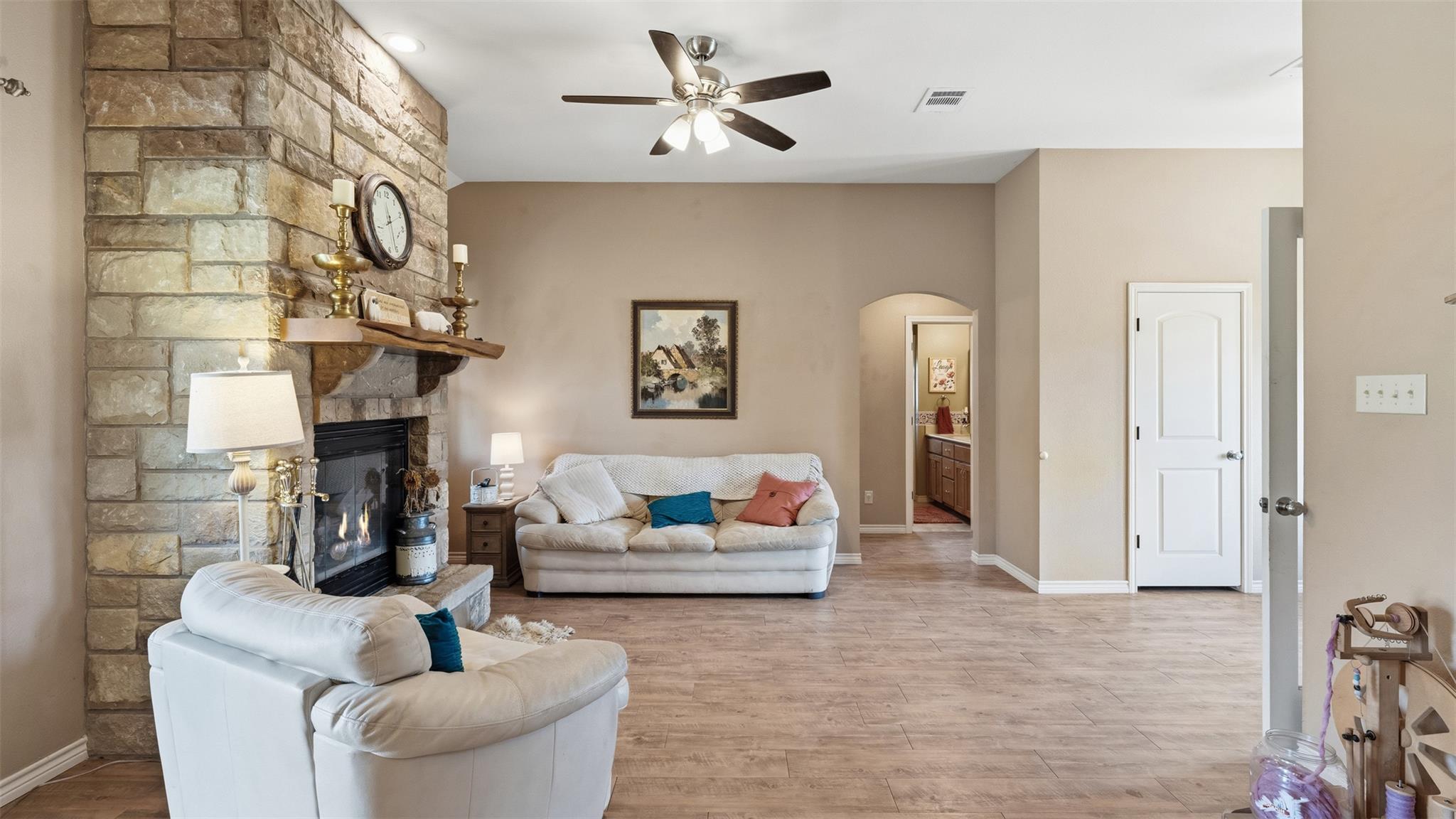 1102 Fairview Dr, Rockdale, TX 76567