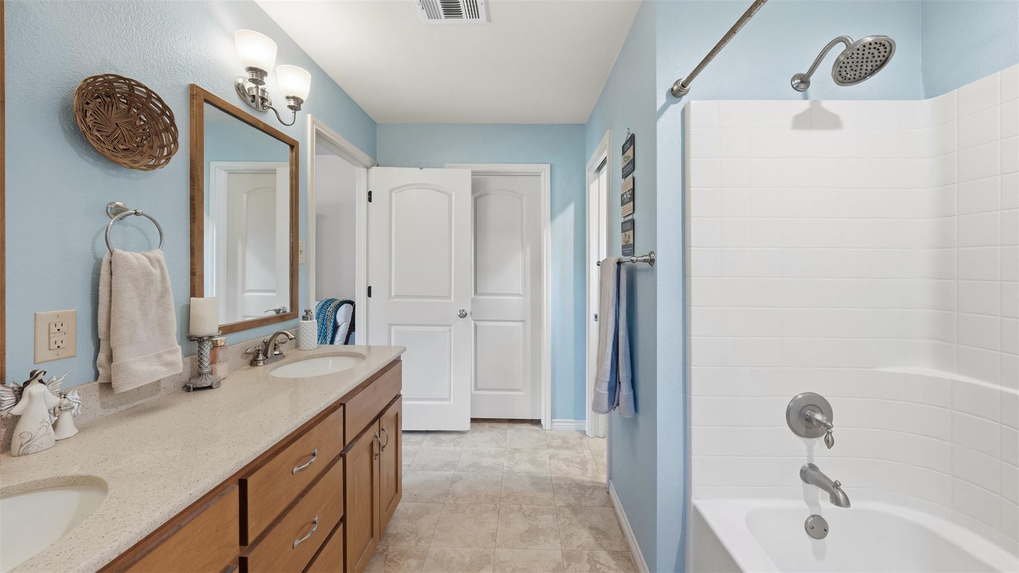 1102 Fairview Dr, Rockdale, TX 76567