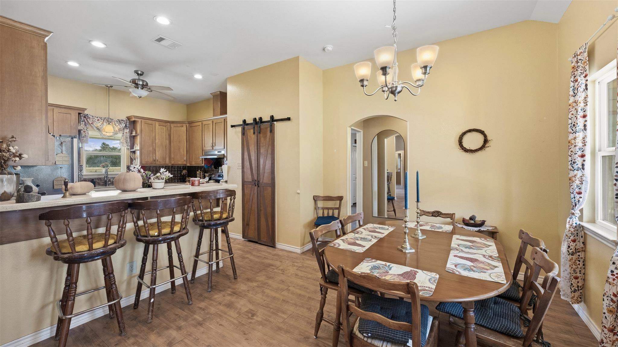 1102 Fairview Dr, Rockdale, TX 76567