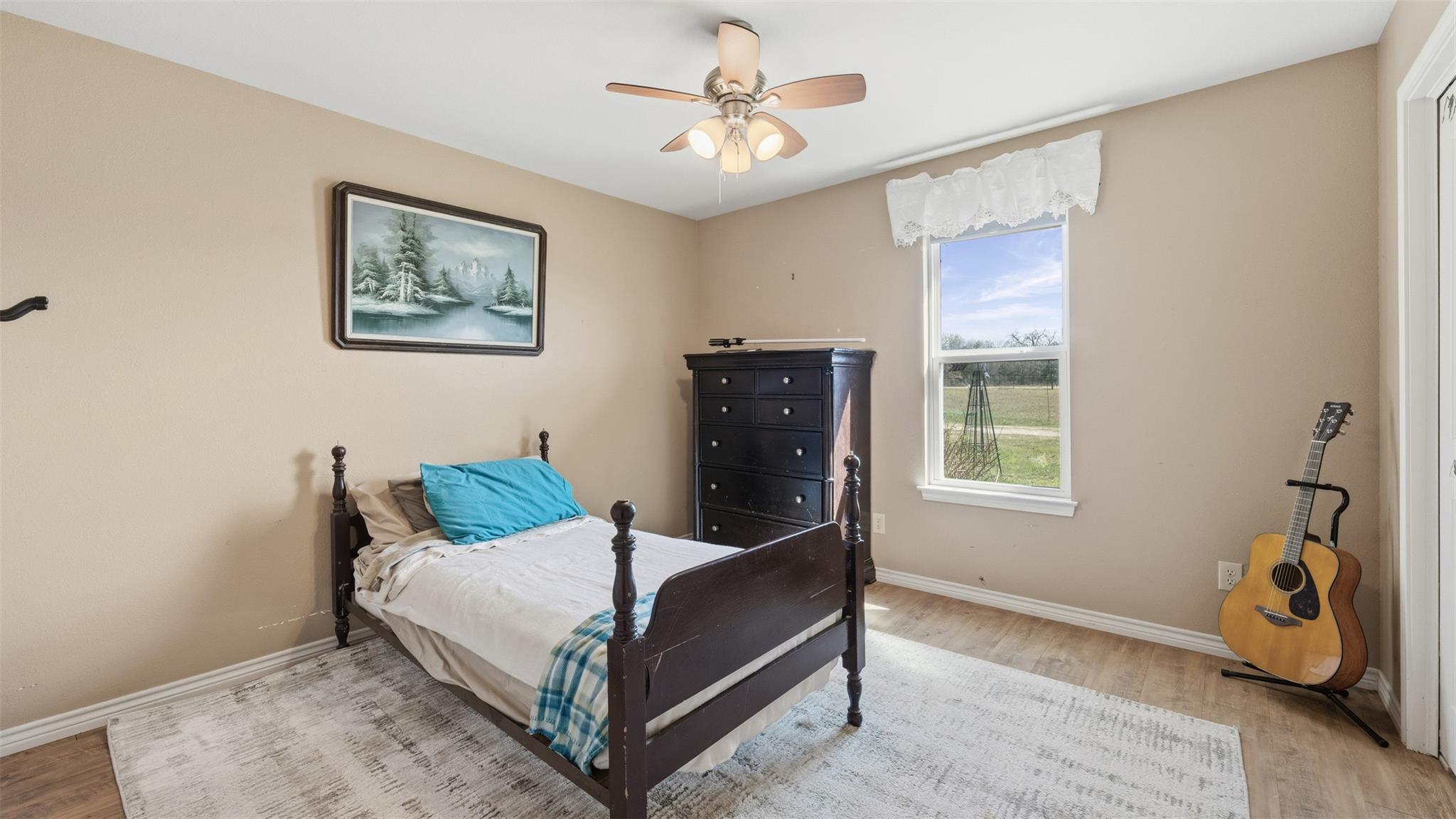 1102 Fairview Dr, Rockdale, TX 76567