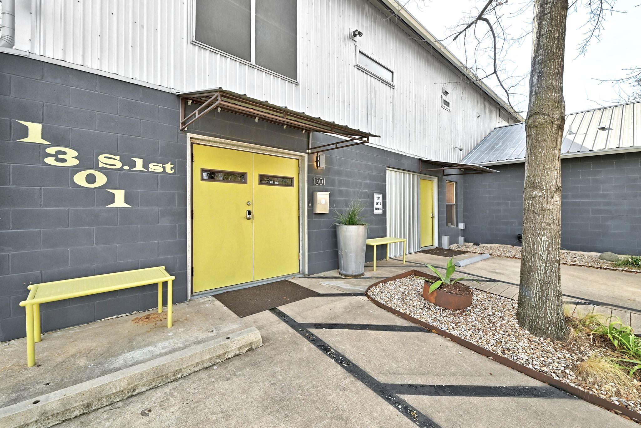 1301 S 1st St # 1 & 2, Austin, TX 78704