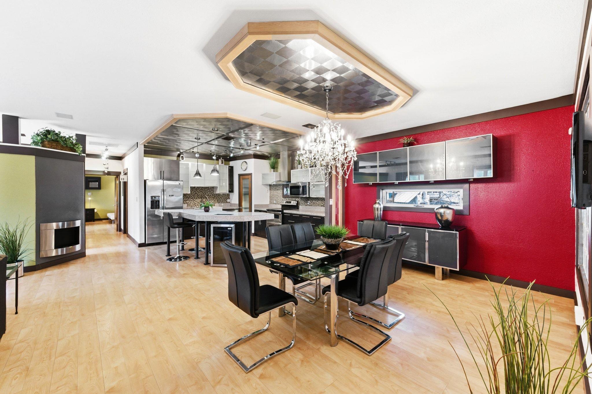 1301 S 1st St # 1 & 2, Austin, TX 78704