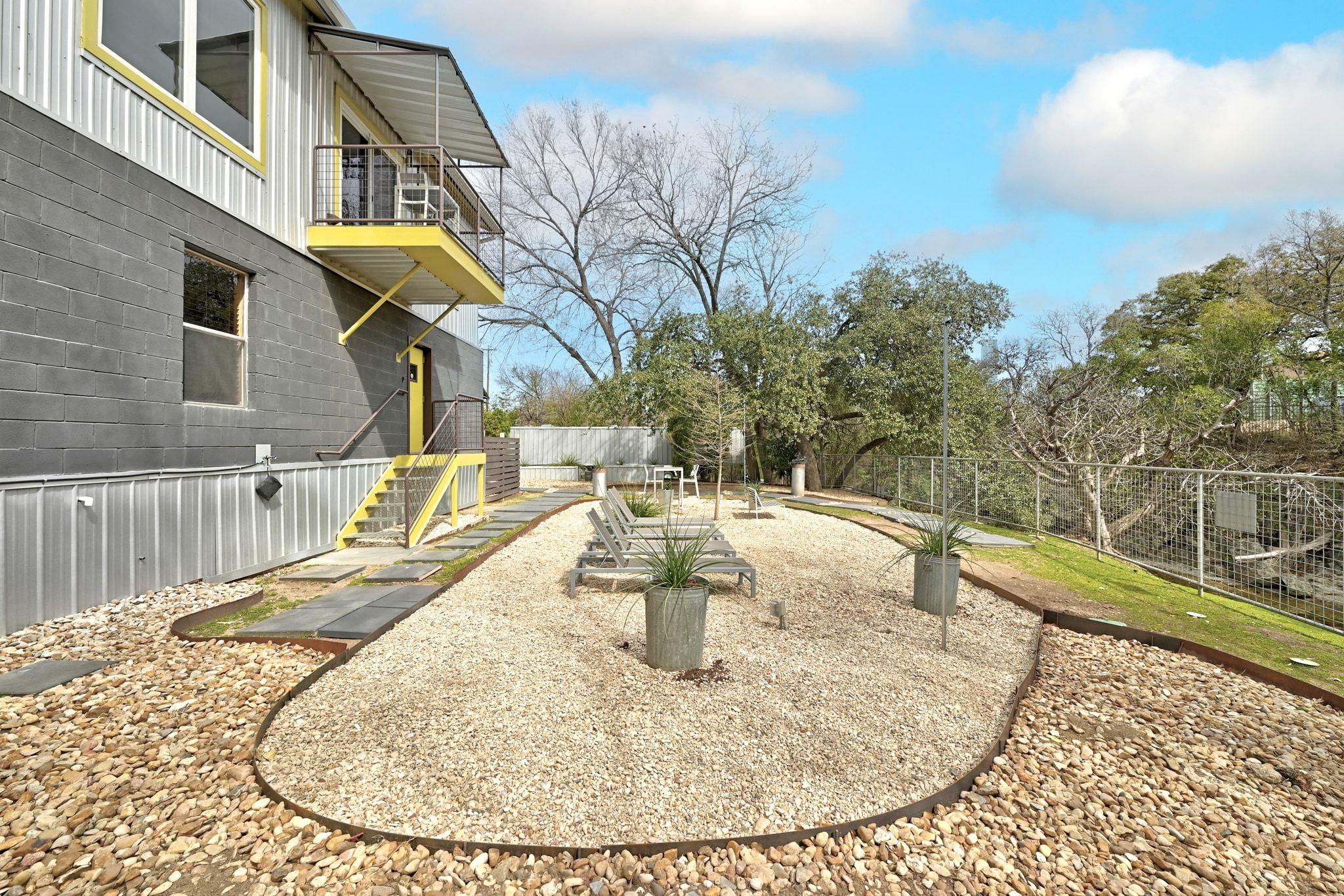 1301 S 1st St # 1 & 2, Austin, TX 78704