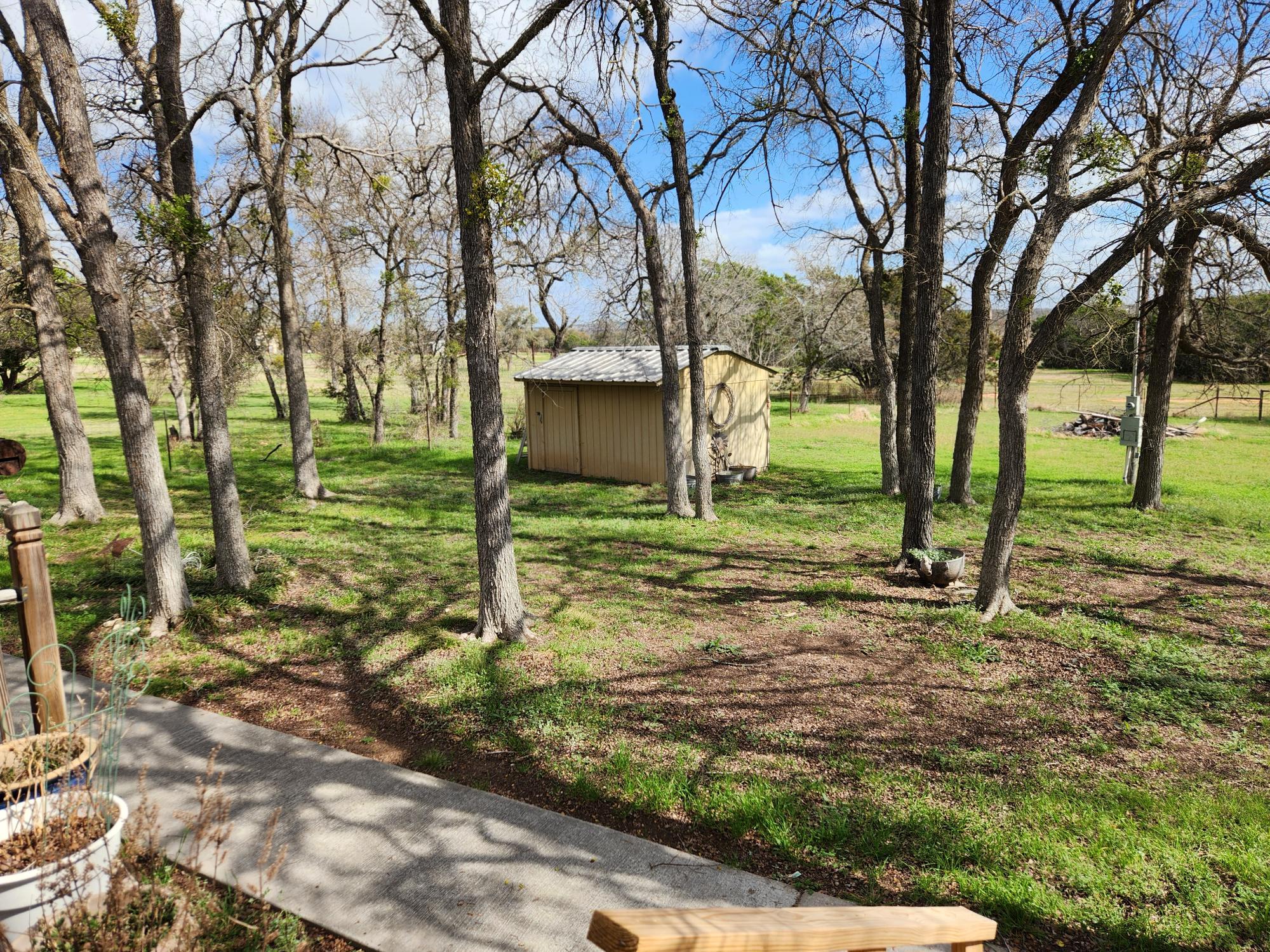 521 County Road 340A, Burnet, TX 78611