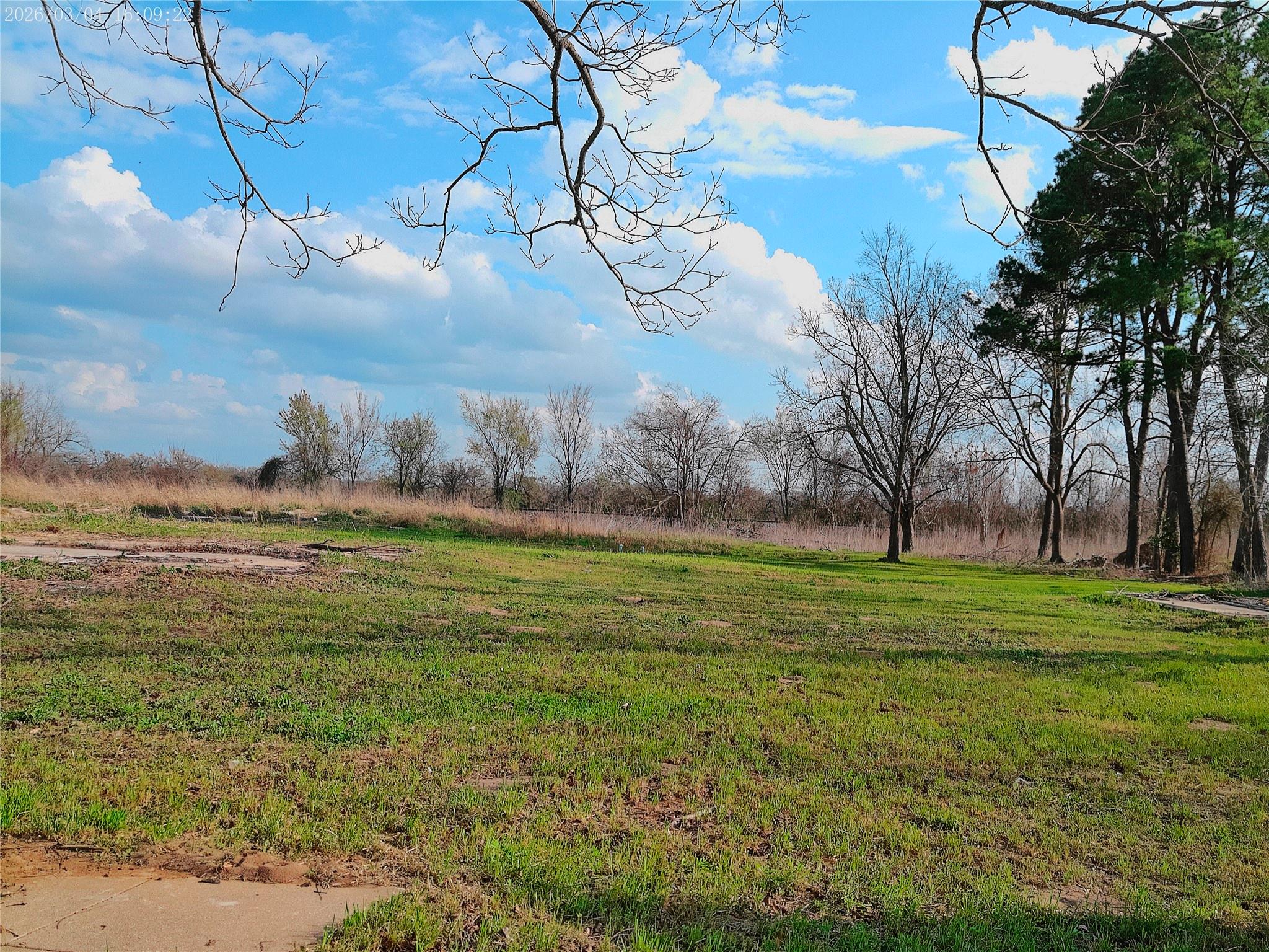 1304 E Cameron Ave, Rockdale, TX 76567