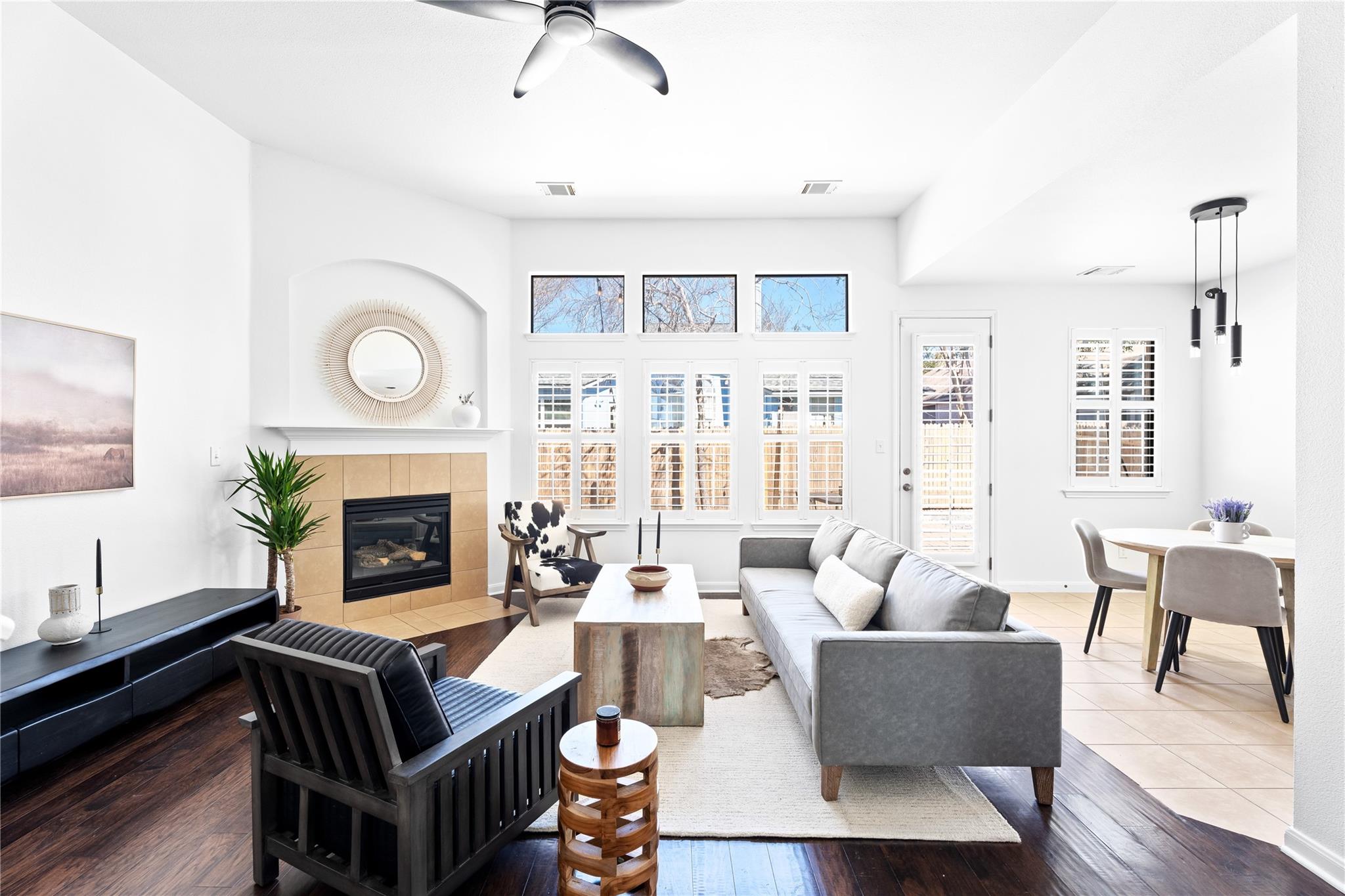 6820 Barstow Ct, Austin, TX 78749