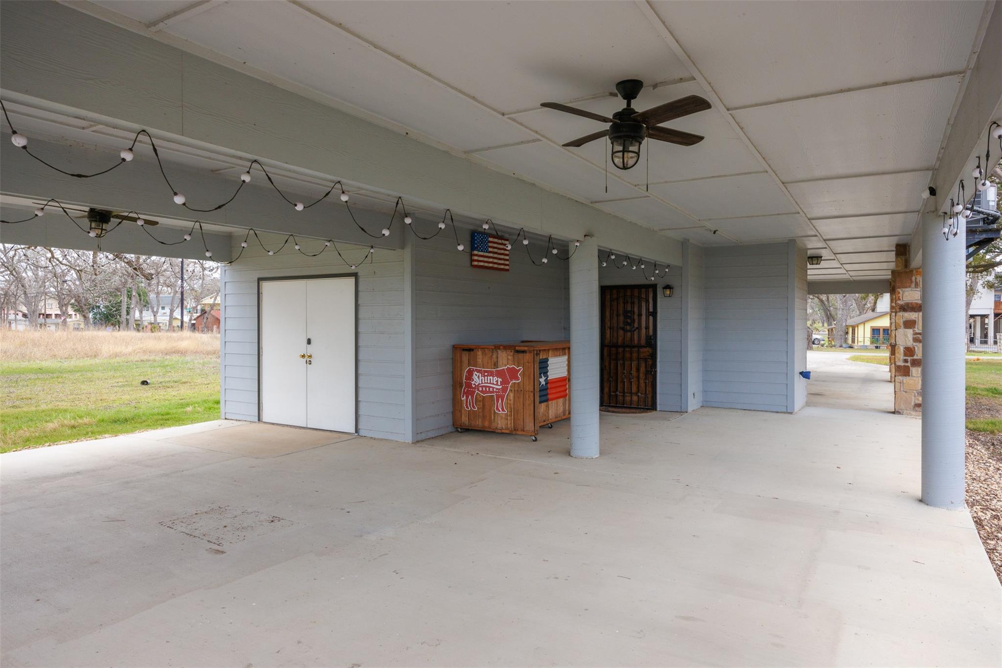 322 Lake Placid Dr, Seguin, TX 78155