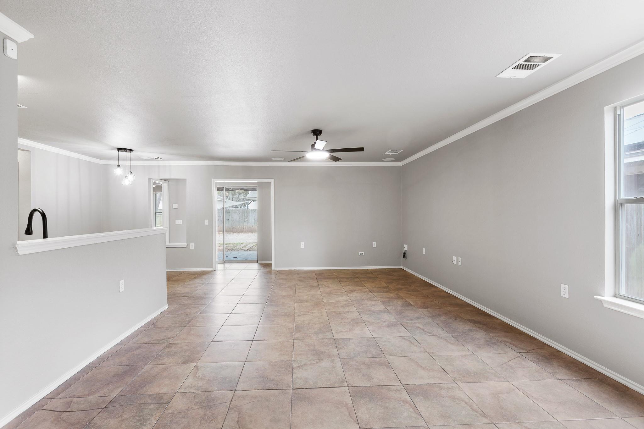 11312 Robert Wooding Dr, Austin, TX 78748