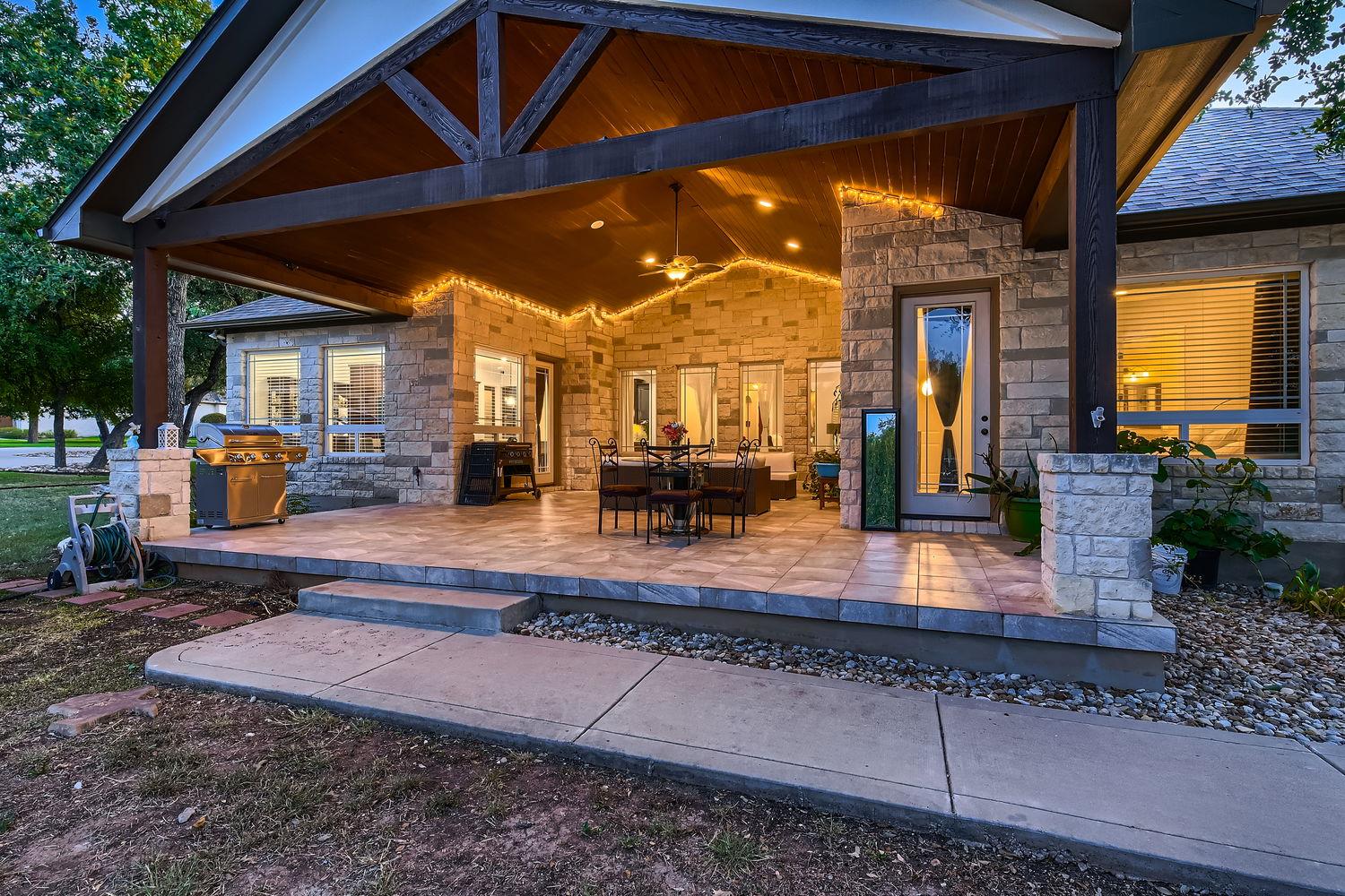 124 Gabriel Vis E, Georgetown, TX 78633