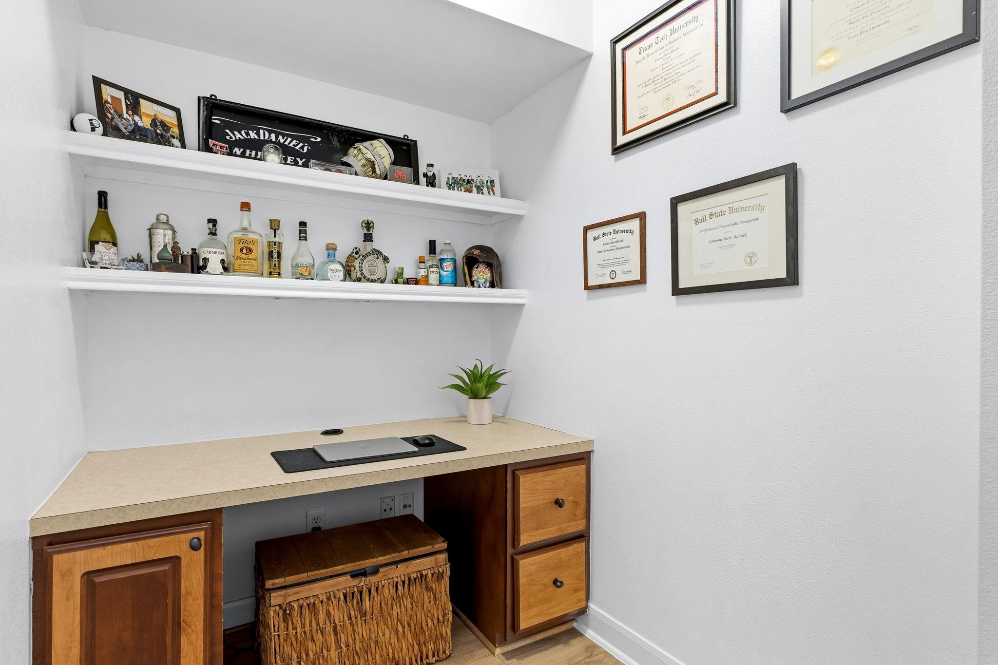 7701 Rialto Blvd # 623, Austin, TX 78735