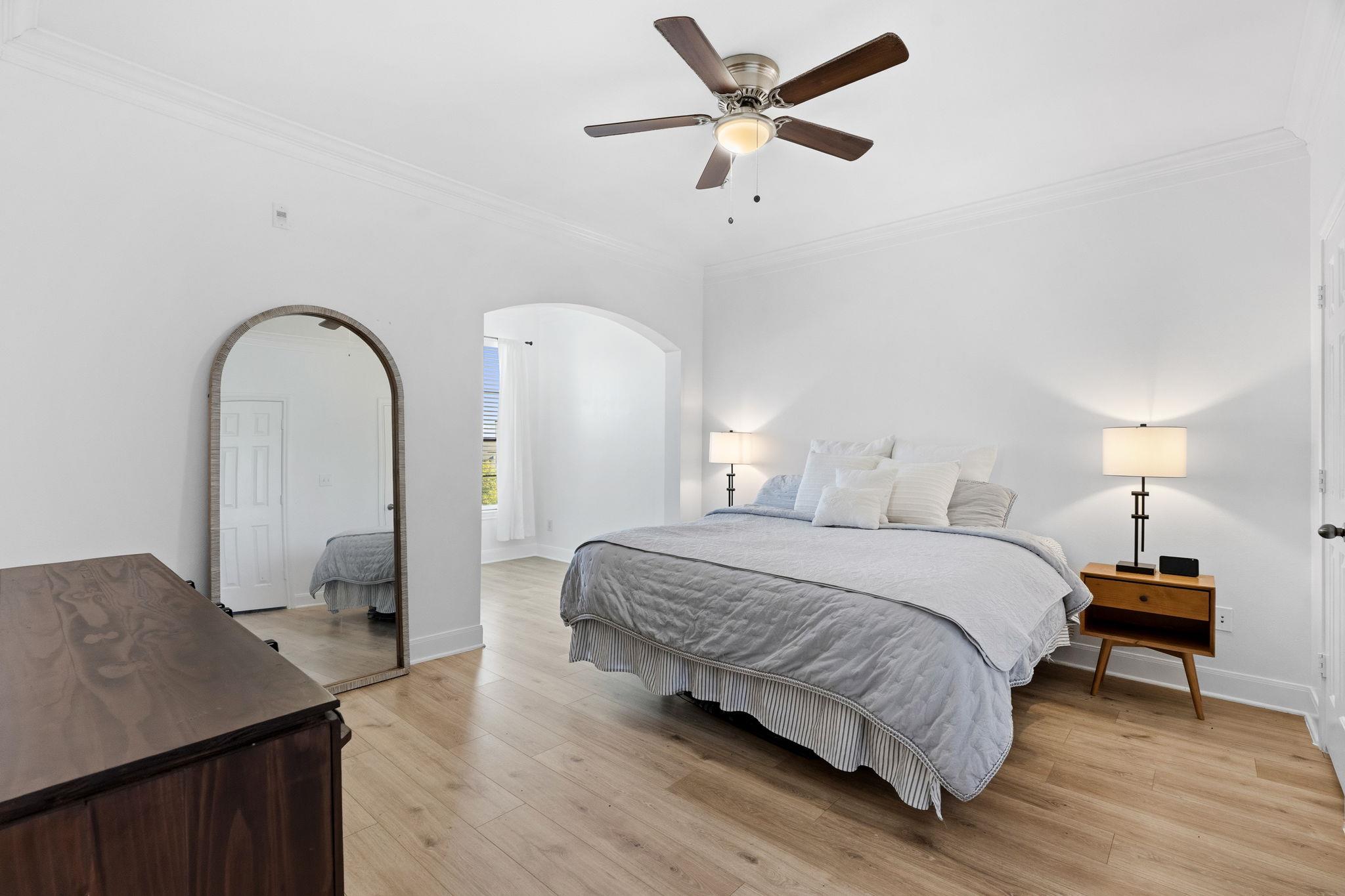 7701 Rialto Blvd # 623, Austin, TX 78735