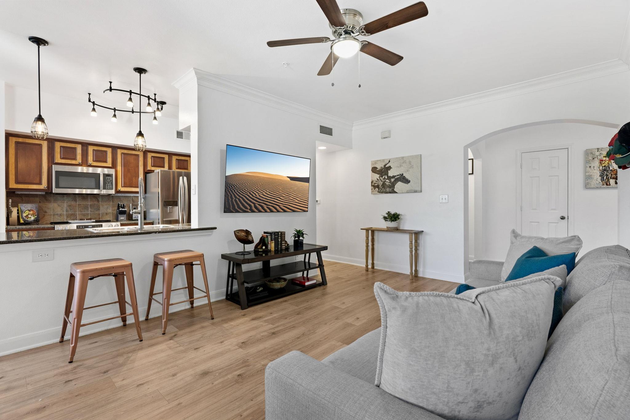 7701 Rialto Blvd # 623, Austin, TX 78735