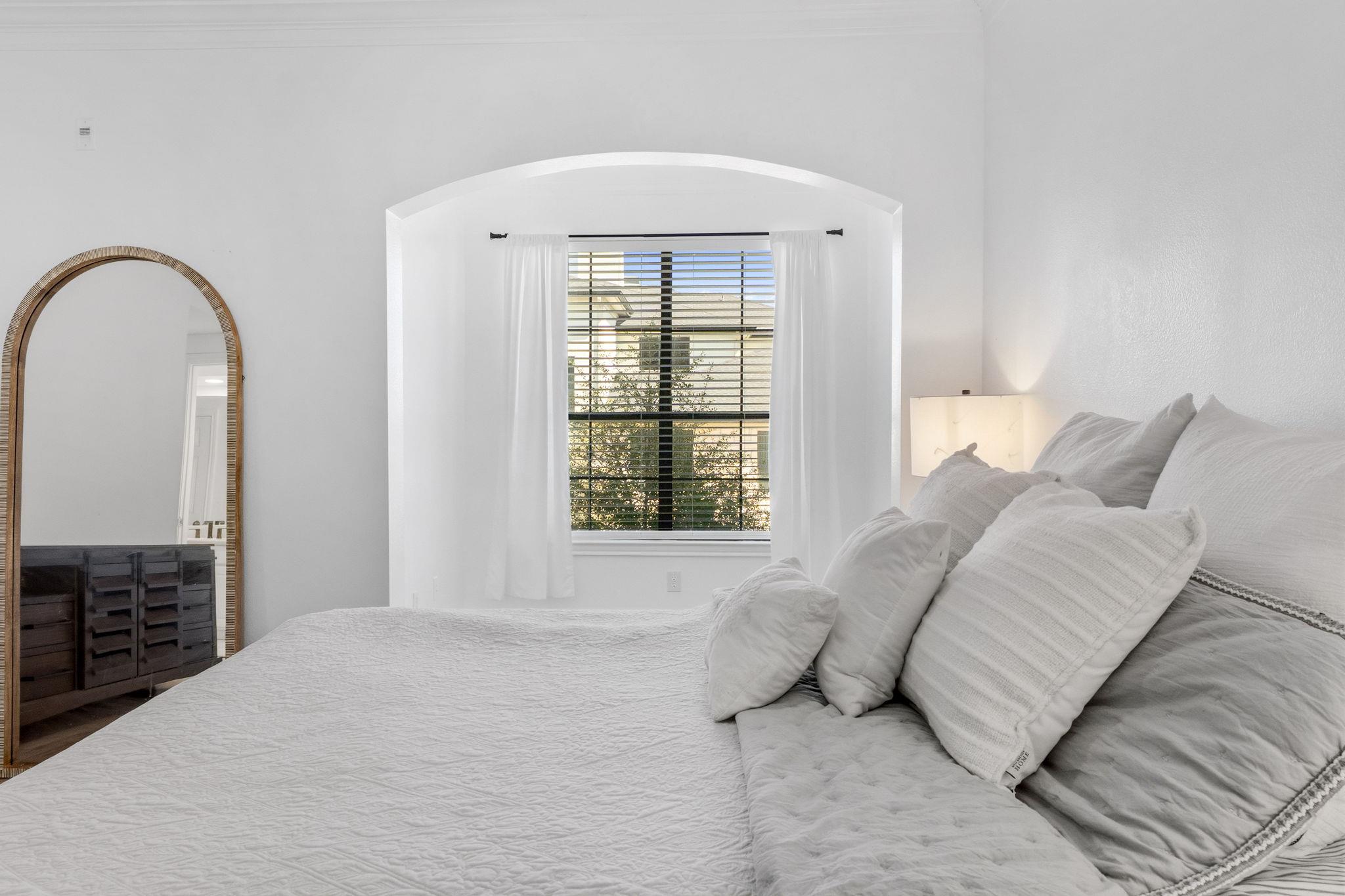 7701 Rialto Blvd # 623, Austin, TX 78735