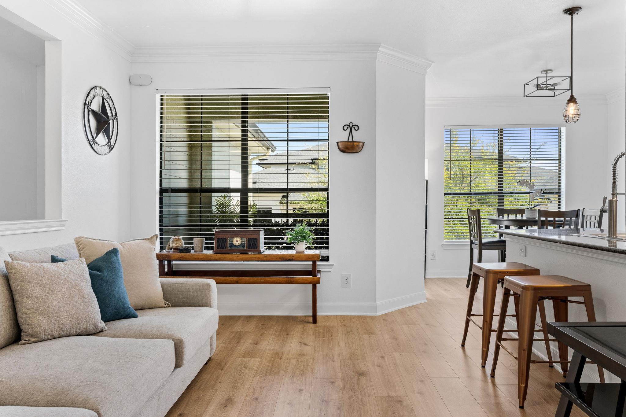 7701 Rialto Blvd # 623, Austin, TX 78735