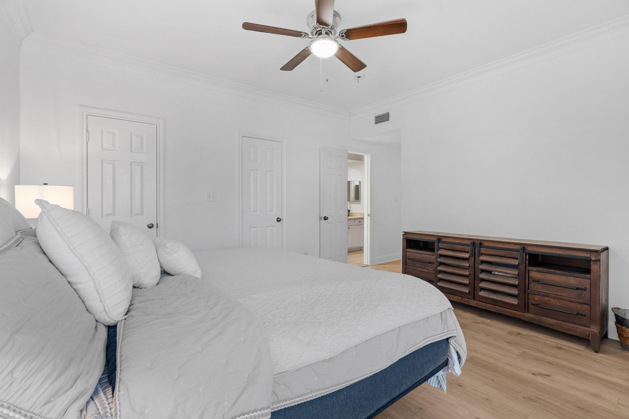 7701 Rialto Blvd # 623, Austin, TX 78735