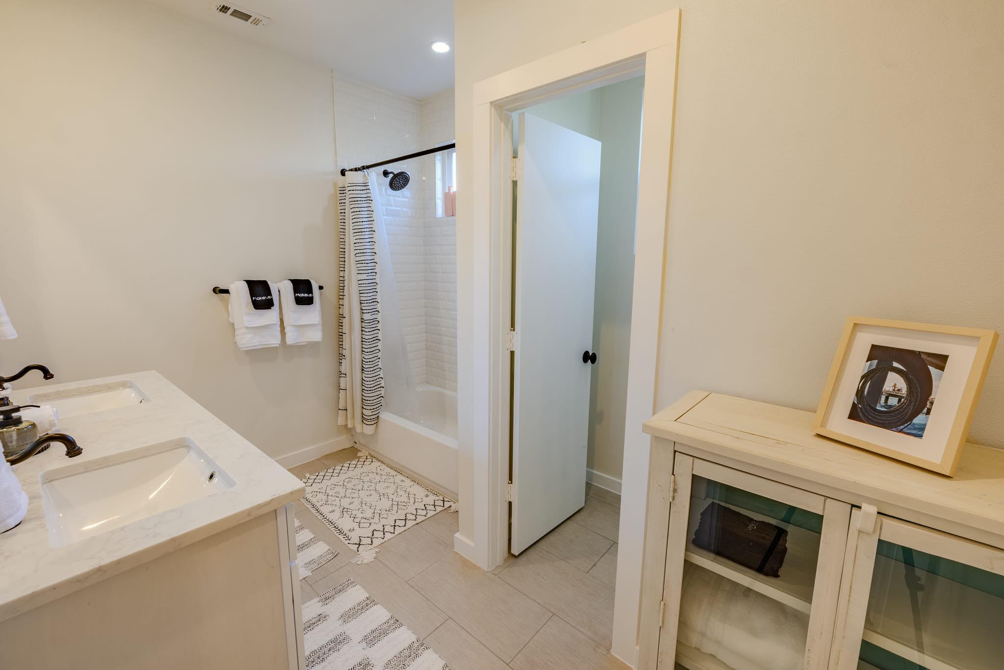 7609 Bennett Ave # A, Austin, TX 78752