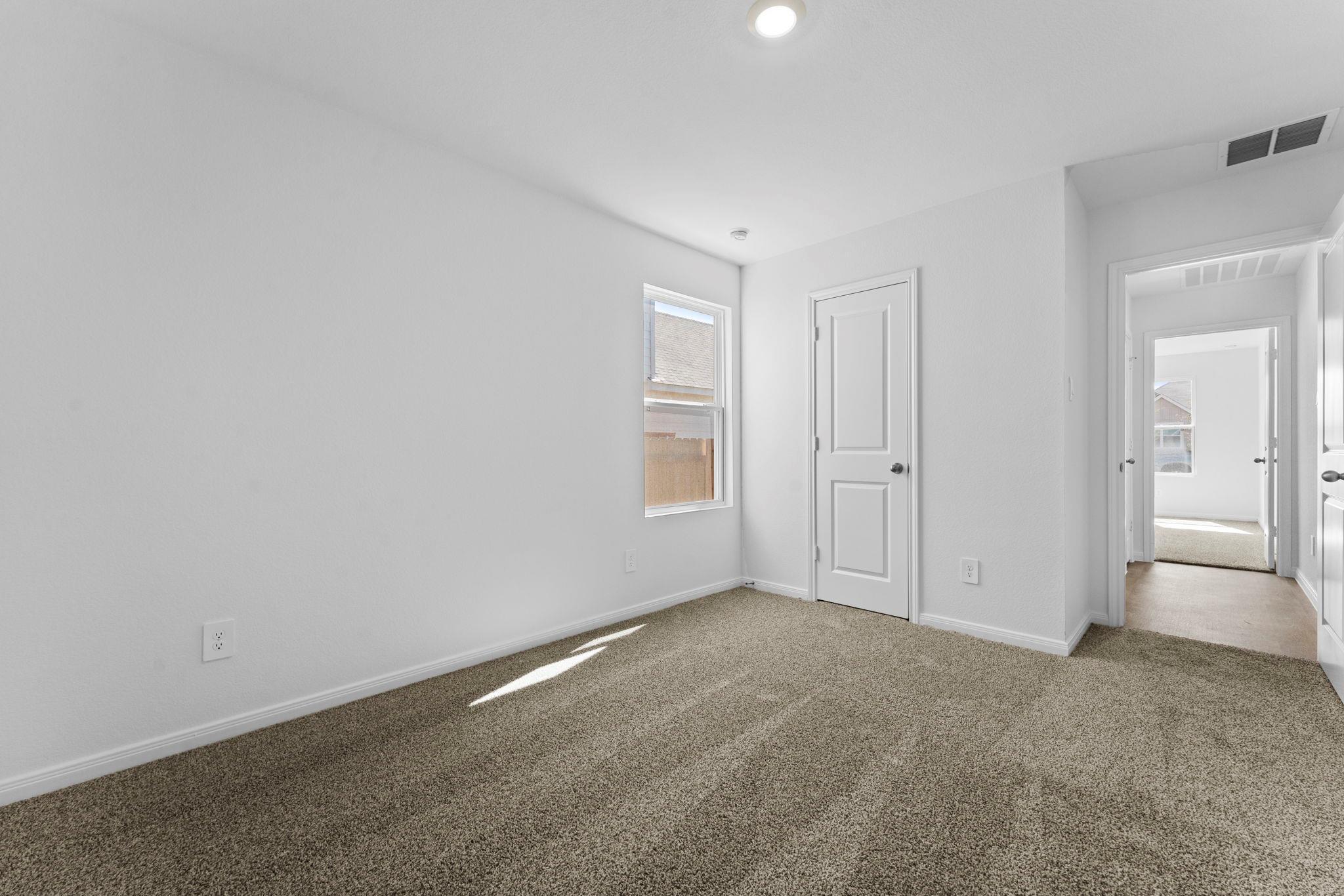 211 Las Lomas Dr, San Marcos, TX 78666