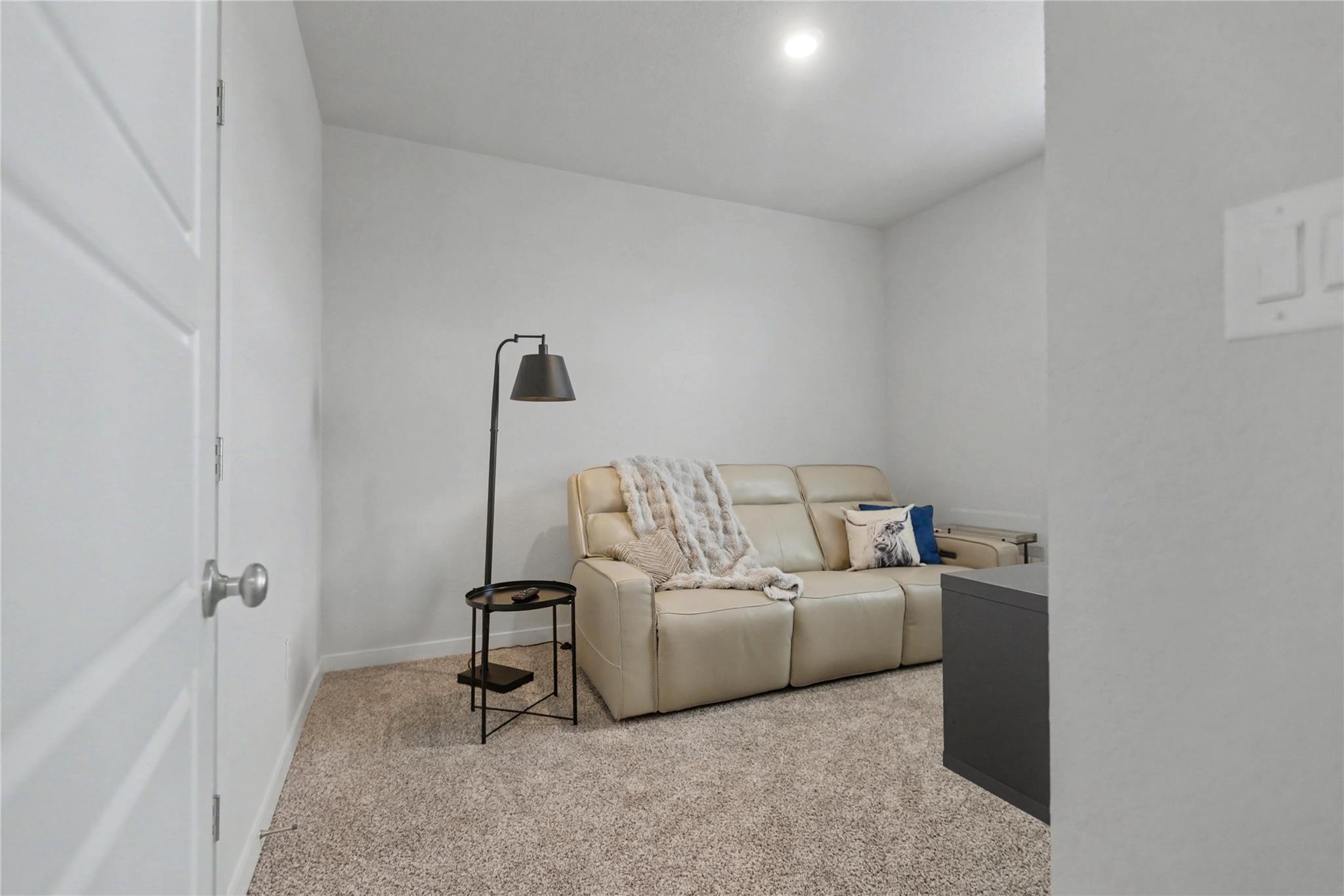 708 Willowbrook Ave, New Braunfels, TX 78130