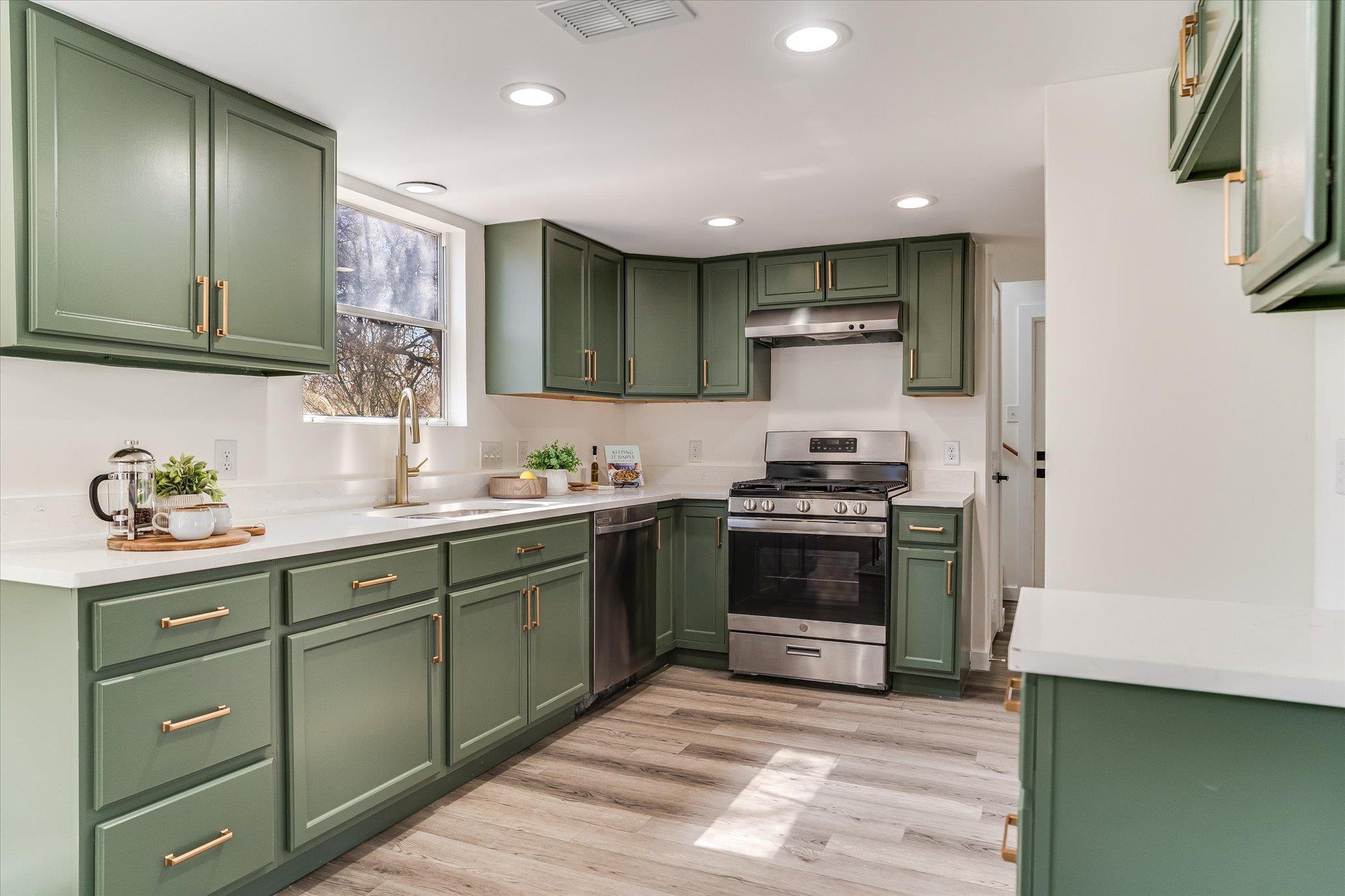 2511 Shiloh Dr, Austin, TX 78745