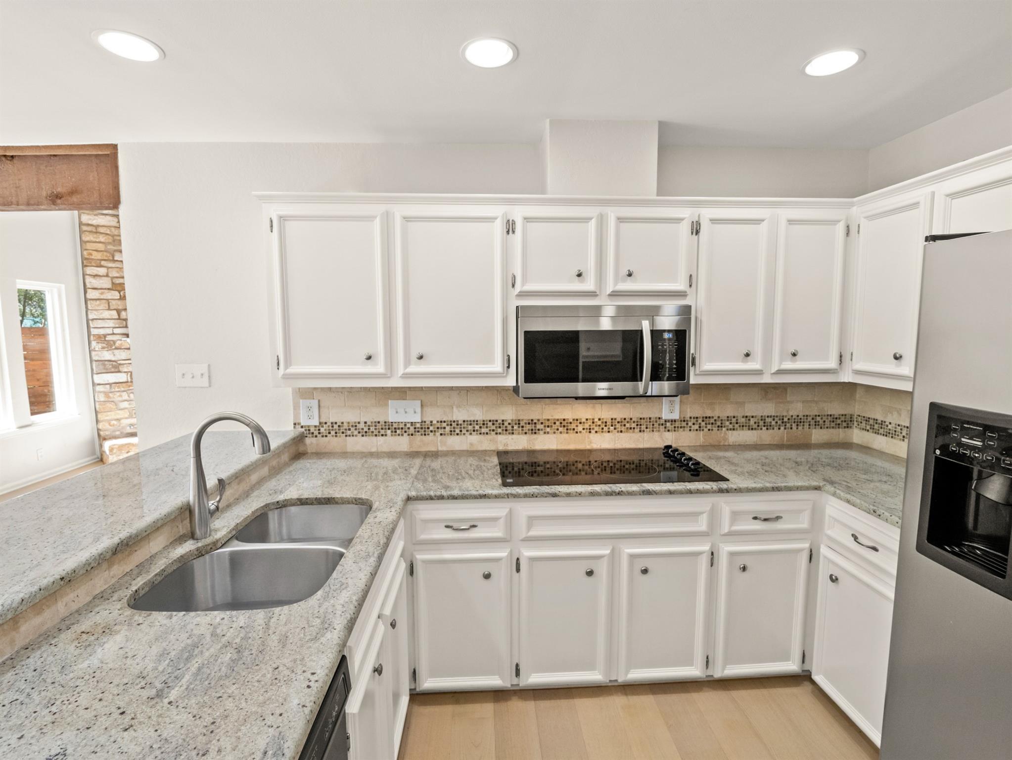 4713 Trail Crest Cir, Austin, TX 78735