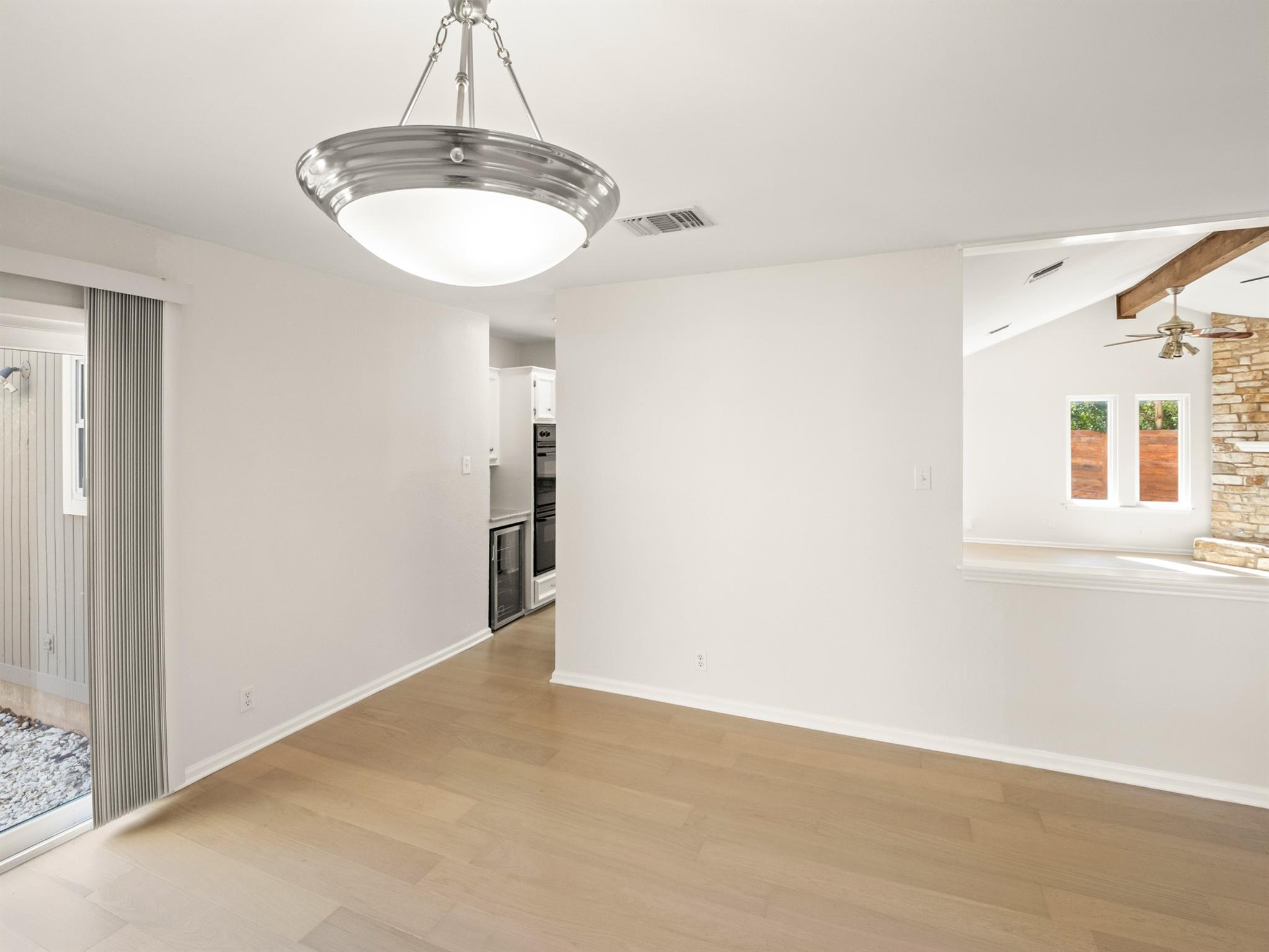 4713 Trail Crest Cir, Austin, TX 78735