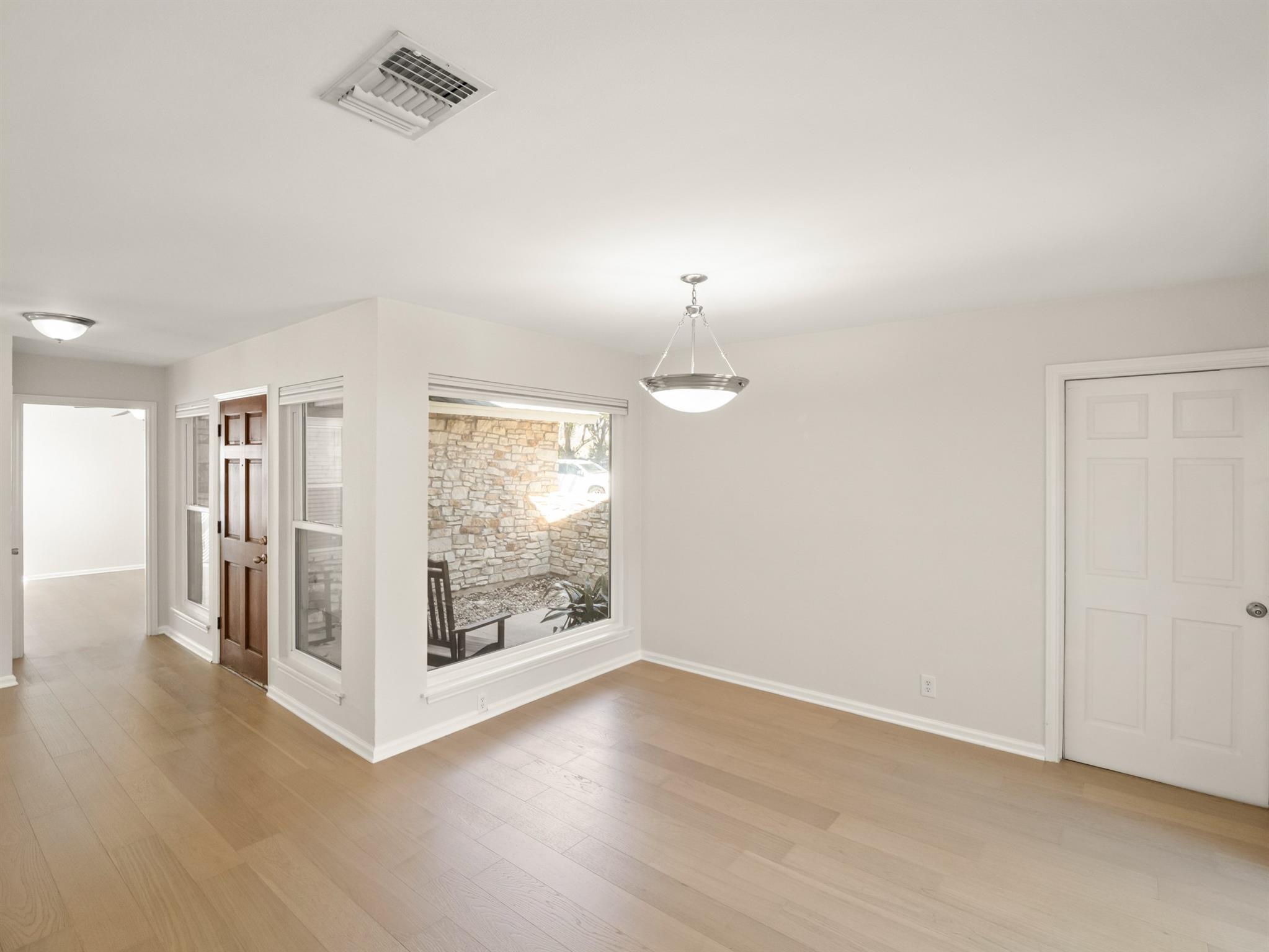 4713 Trail Crest Cir, Austin, TX 78735