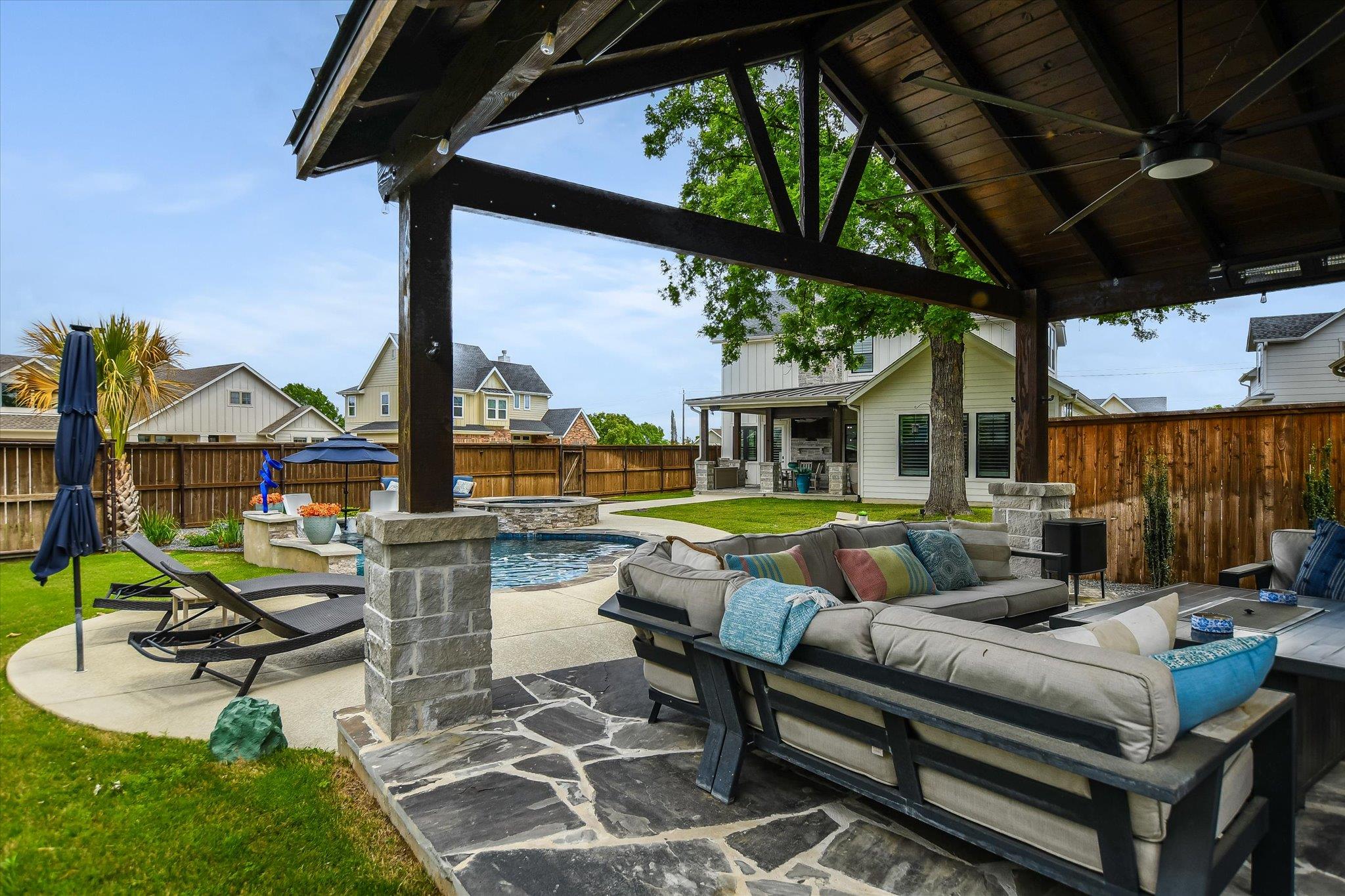 105 Retreat Pl, Georgetown, TX 78626