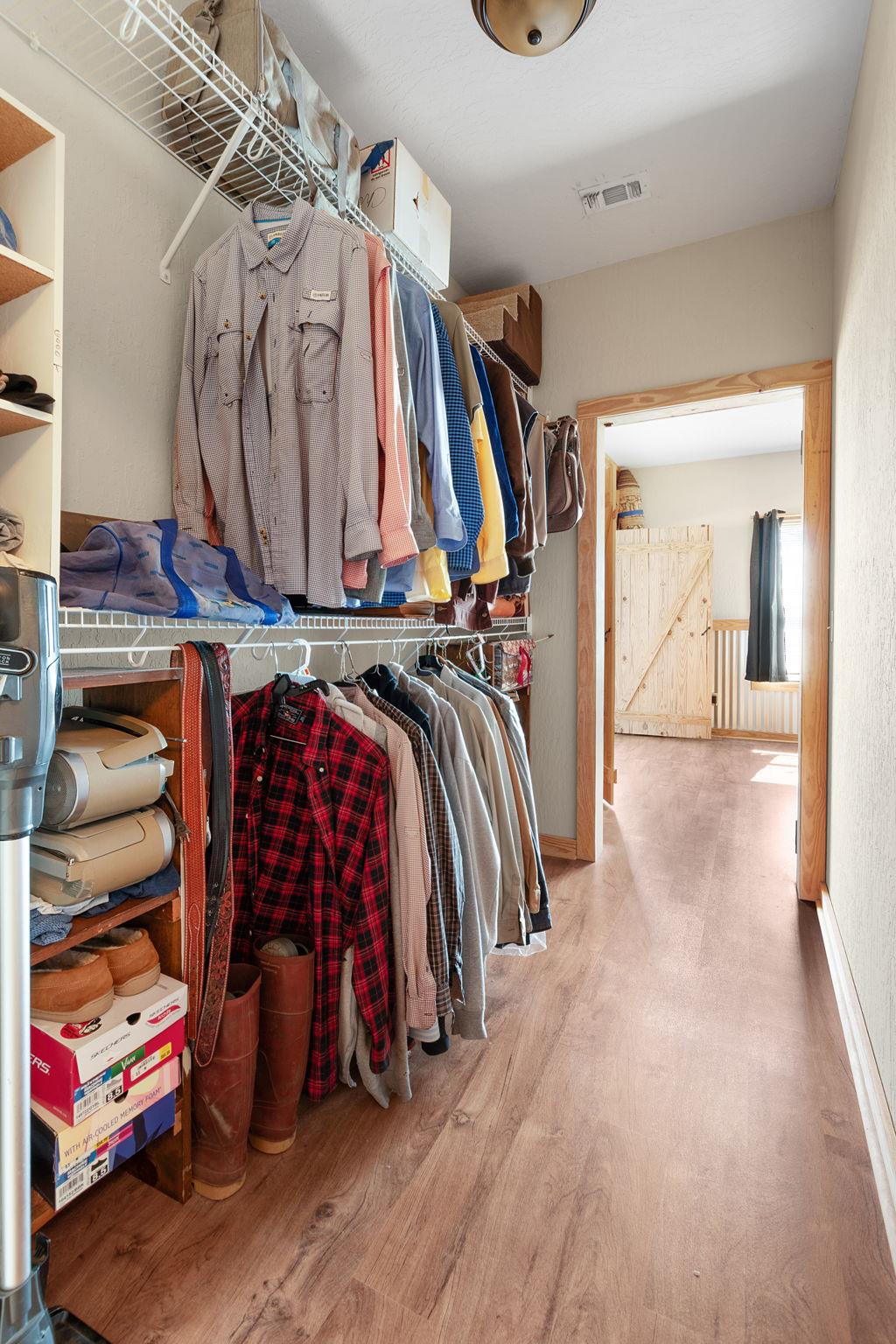 303 Lakeshore Loop, Tow, TX 78672