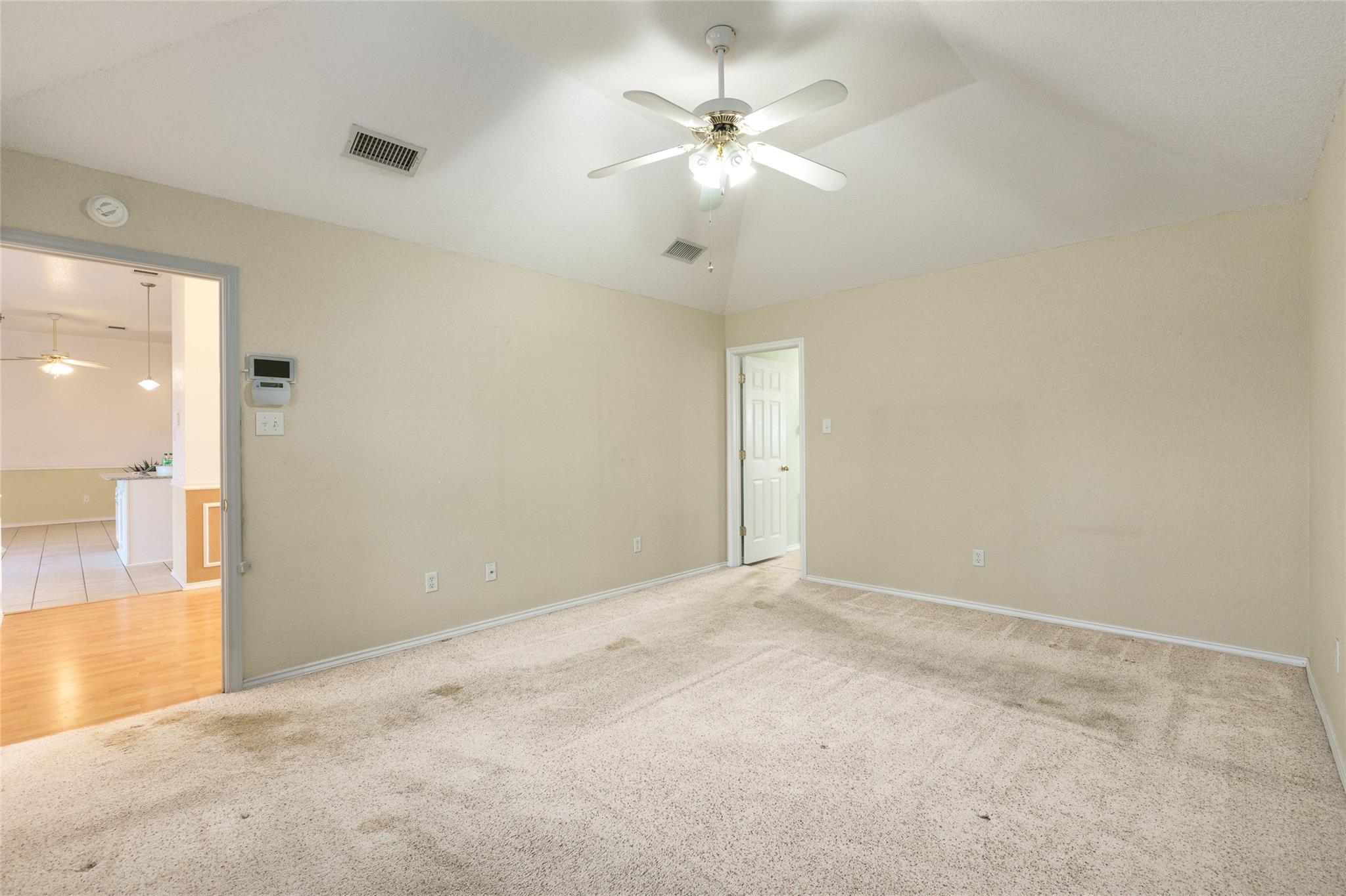 2005 Excel Dr, Killeen, TX 76542