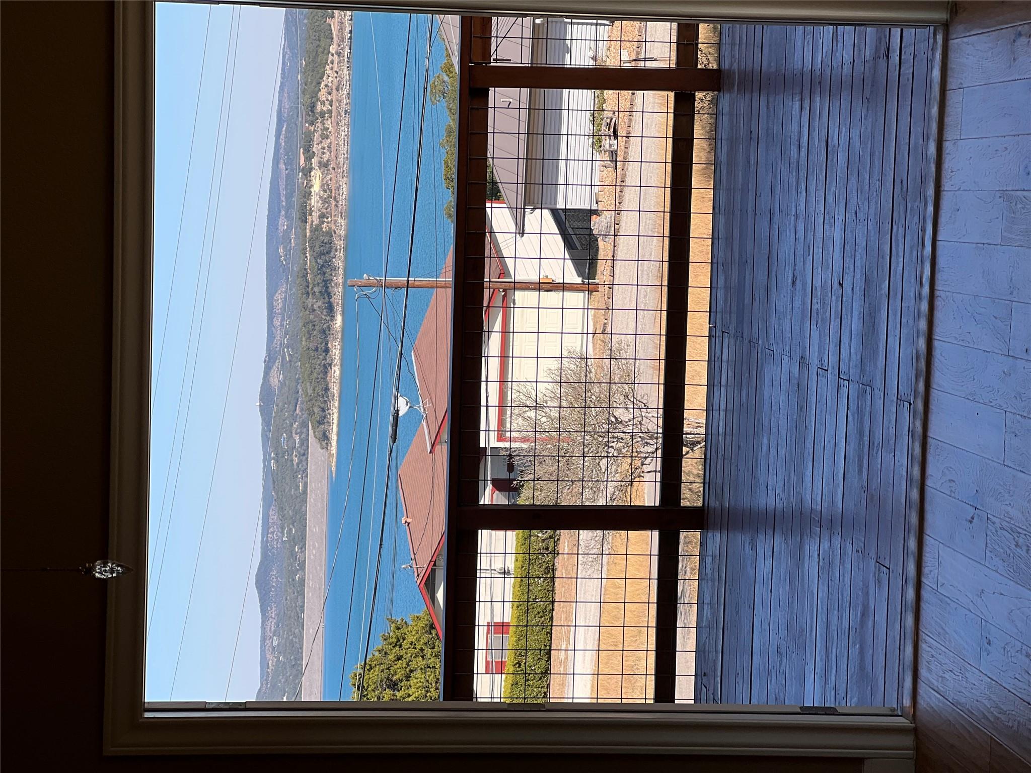 1007 Meckell Dr, Canyon Lake, TX 78133