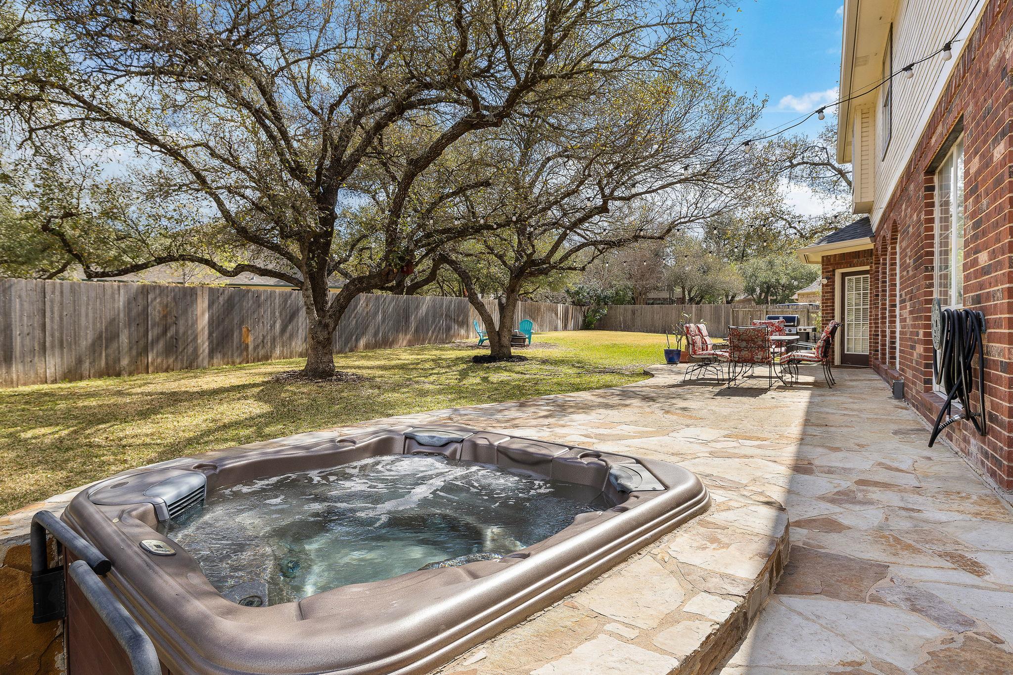 2116 Maidstone Cv, Round Rock, TX 78664