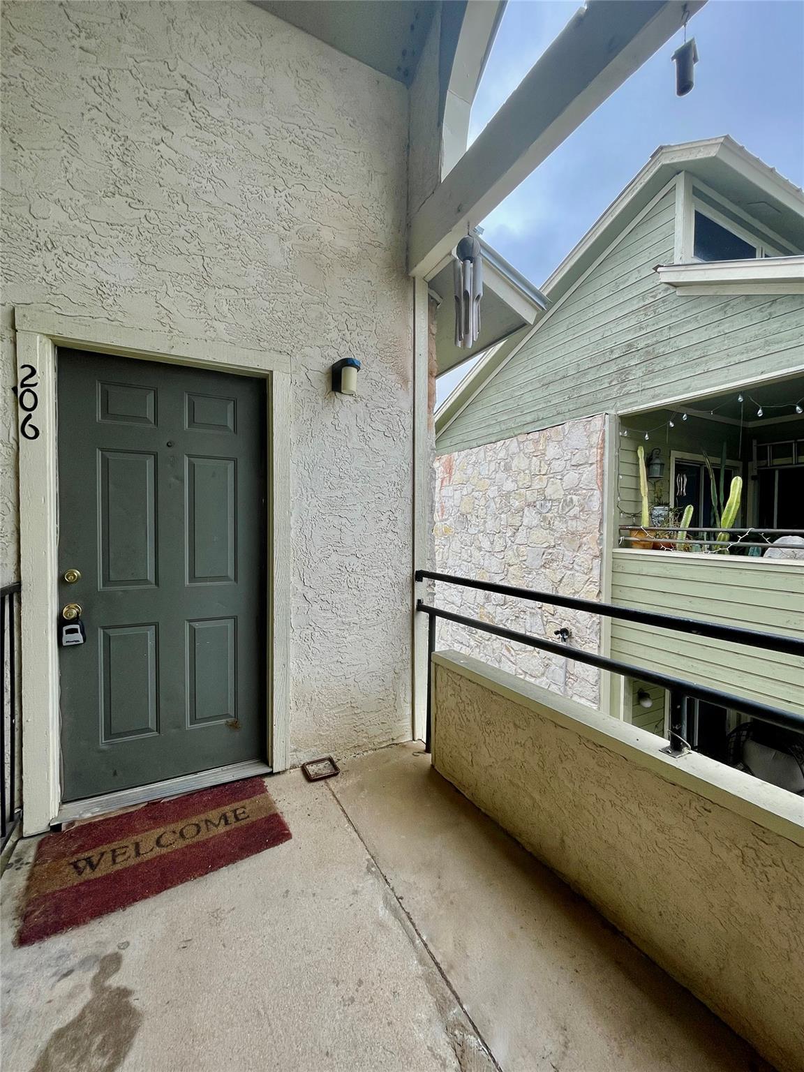 506 W San Antonio St # 206, San Marcos, TX 78666