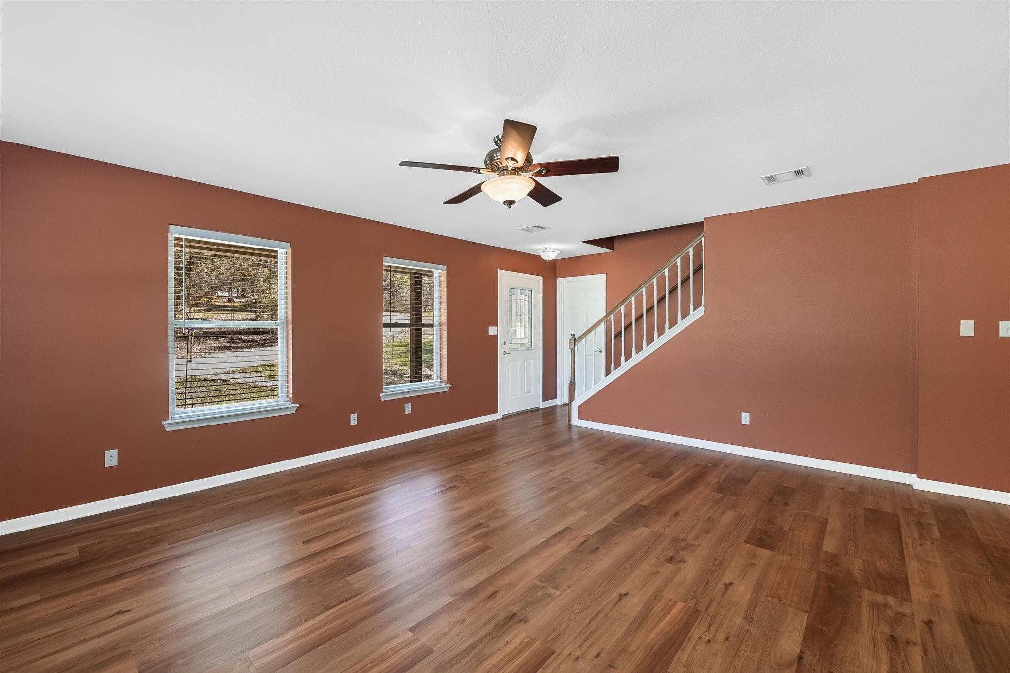 332 Booth Dr, San Marcos, TX 78666