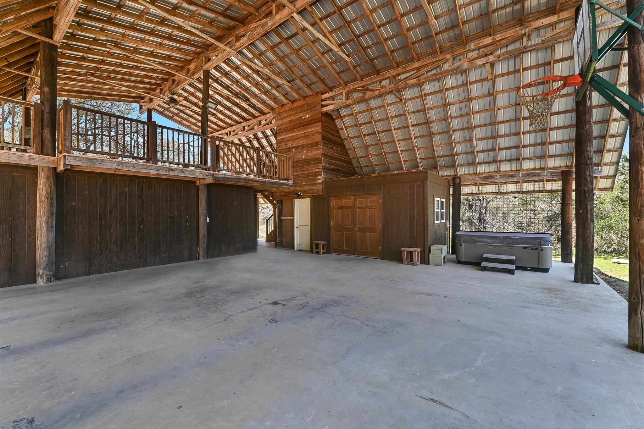 332 Booth Dr, San Marcos, TX 78666