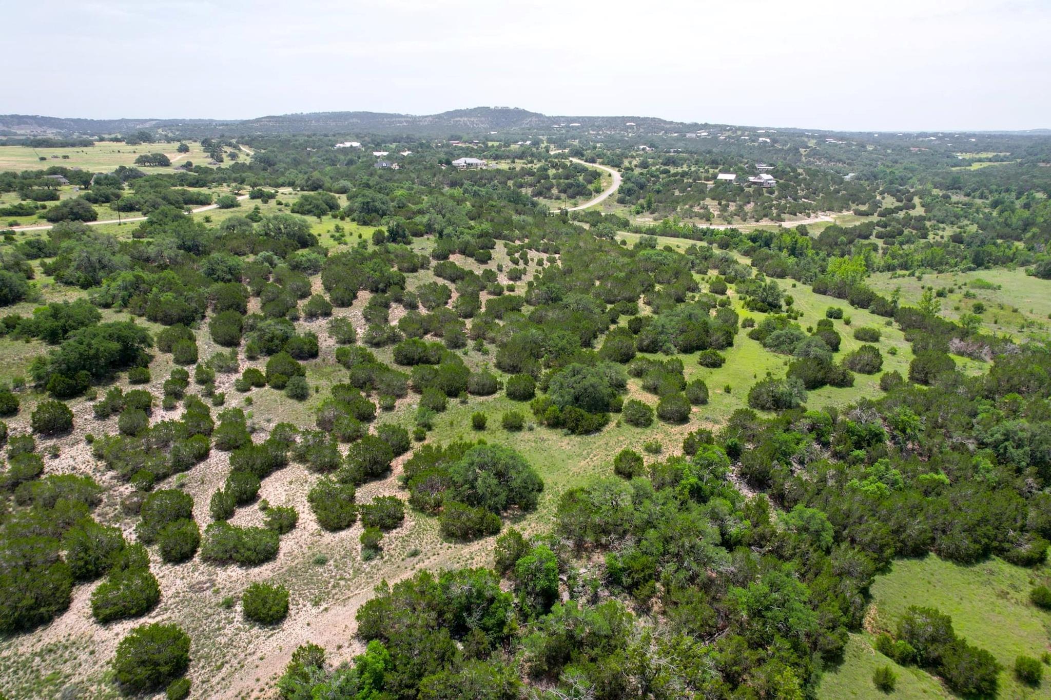831 Hidden Creek Dr, Dripping Springs, TX 78620