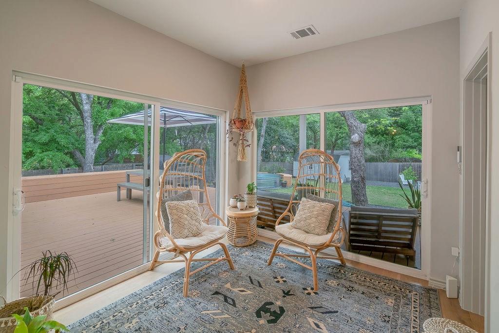 2504 Friar Tuck Ln, Austin, TX 78704